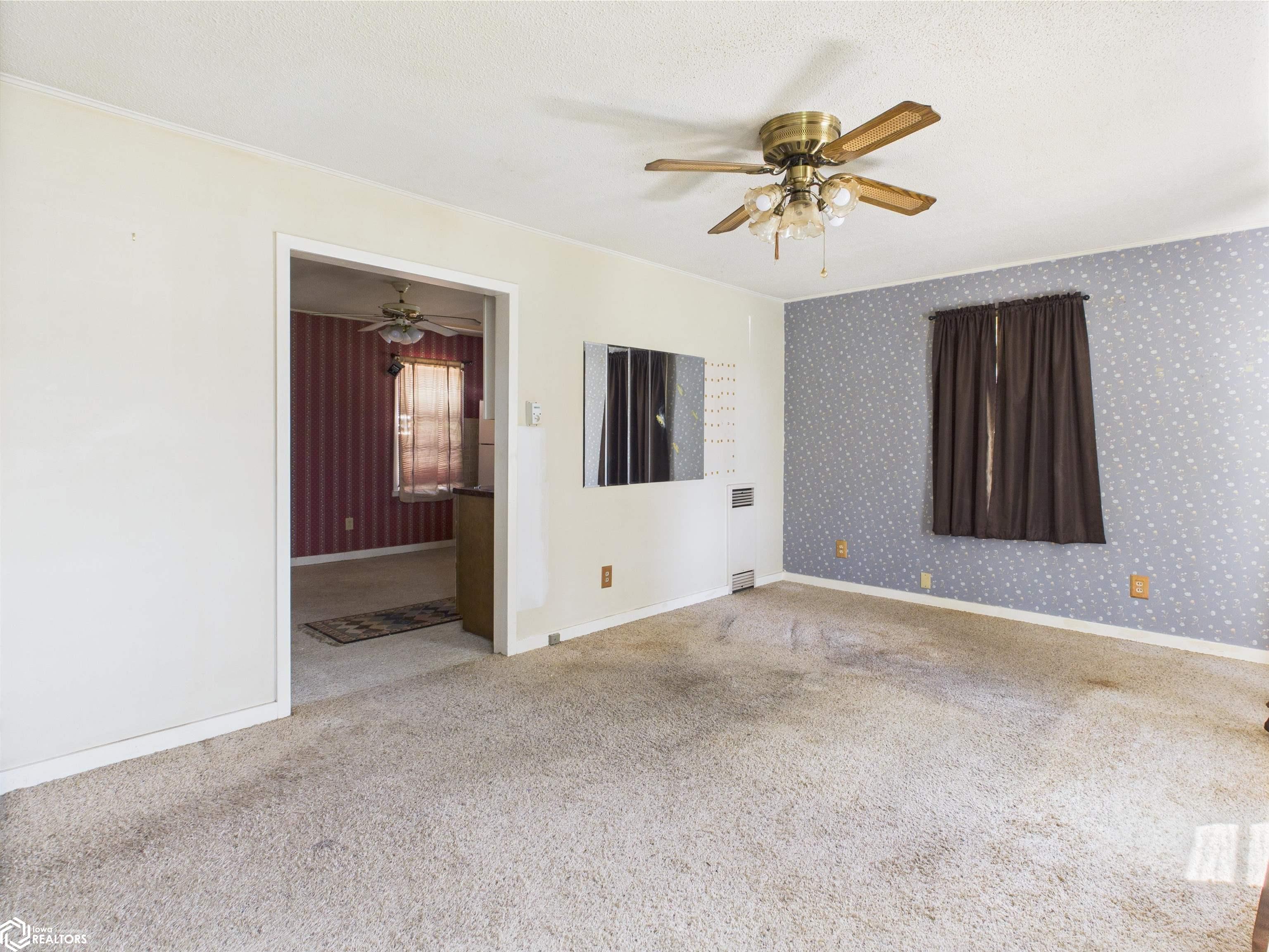 320 Boulevard Road, Keokuk, Iowa image 2