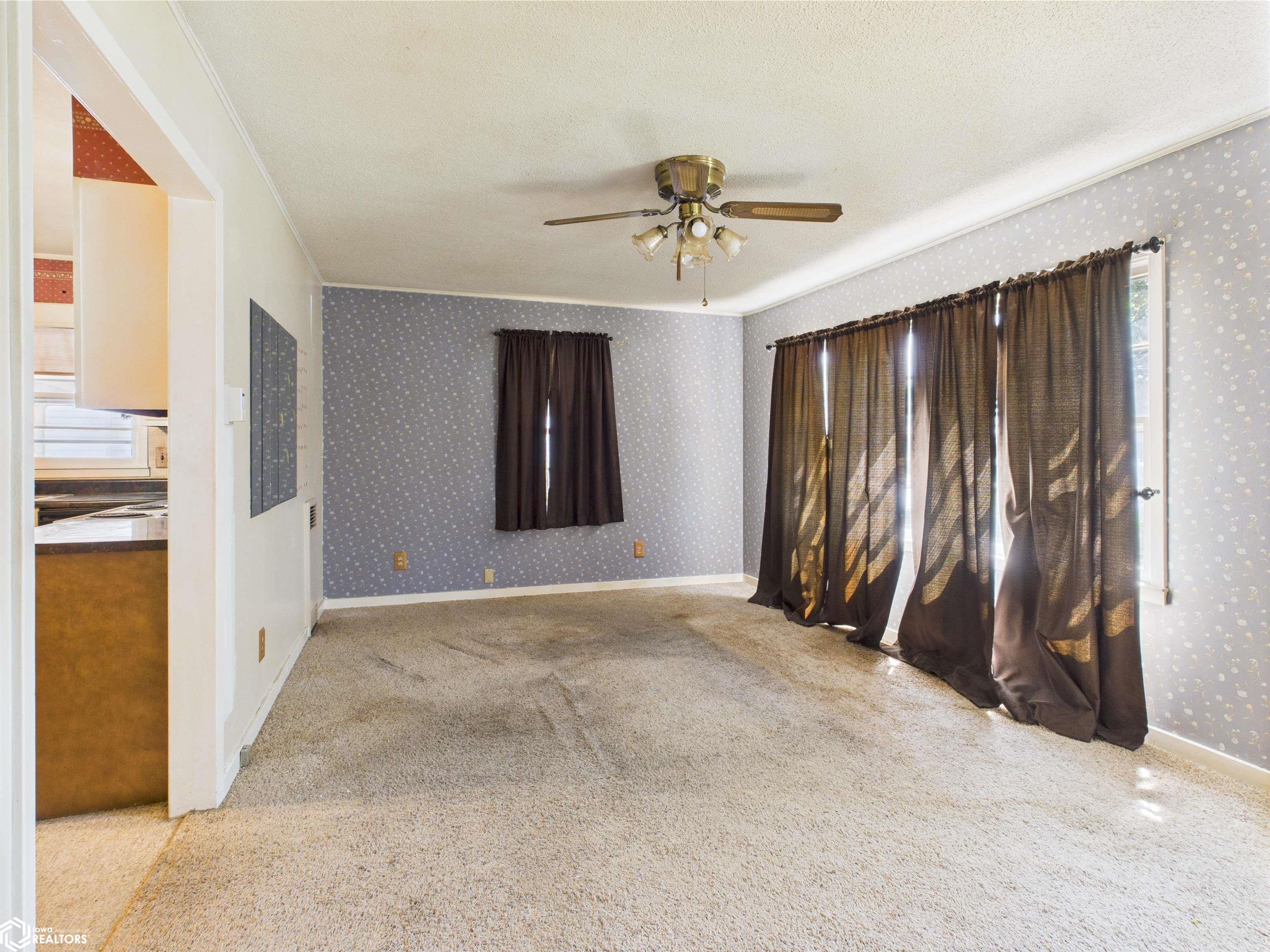 320 Boulevard Road, Keokuk, Iowa image 4