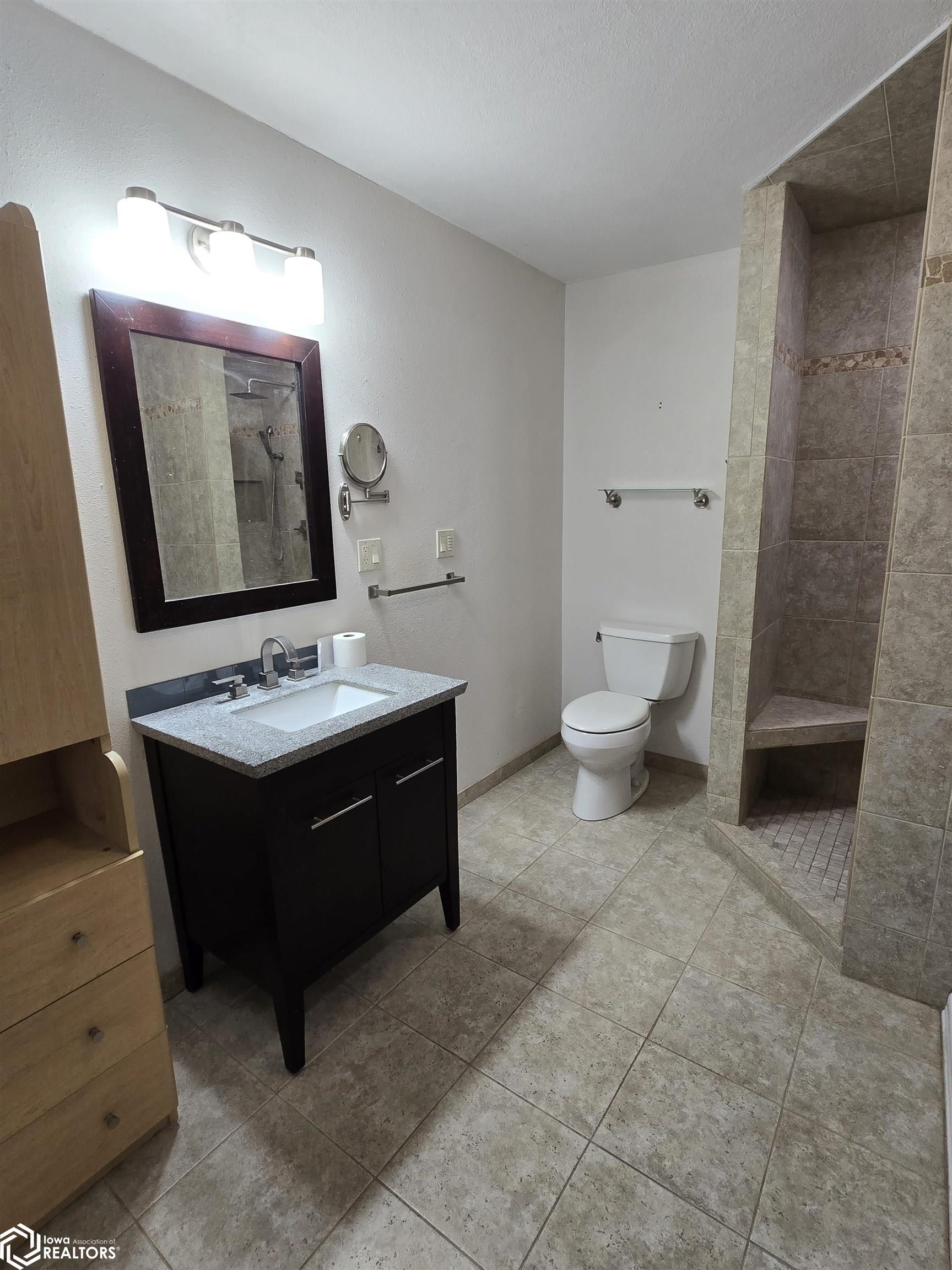 1769 I Avenue, Charter Oak, Iowa image 20