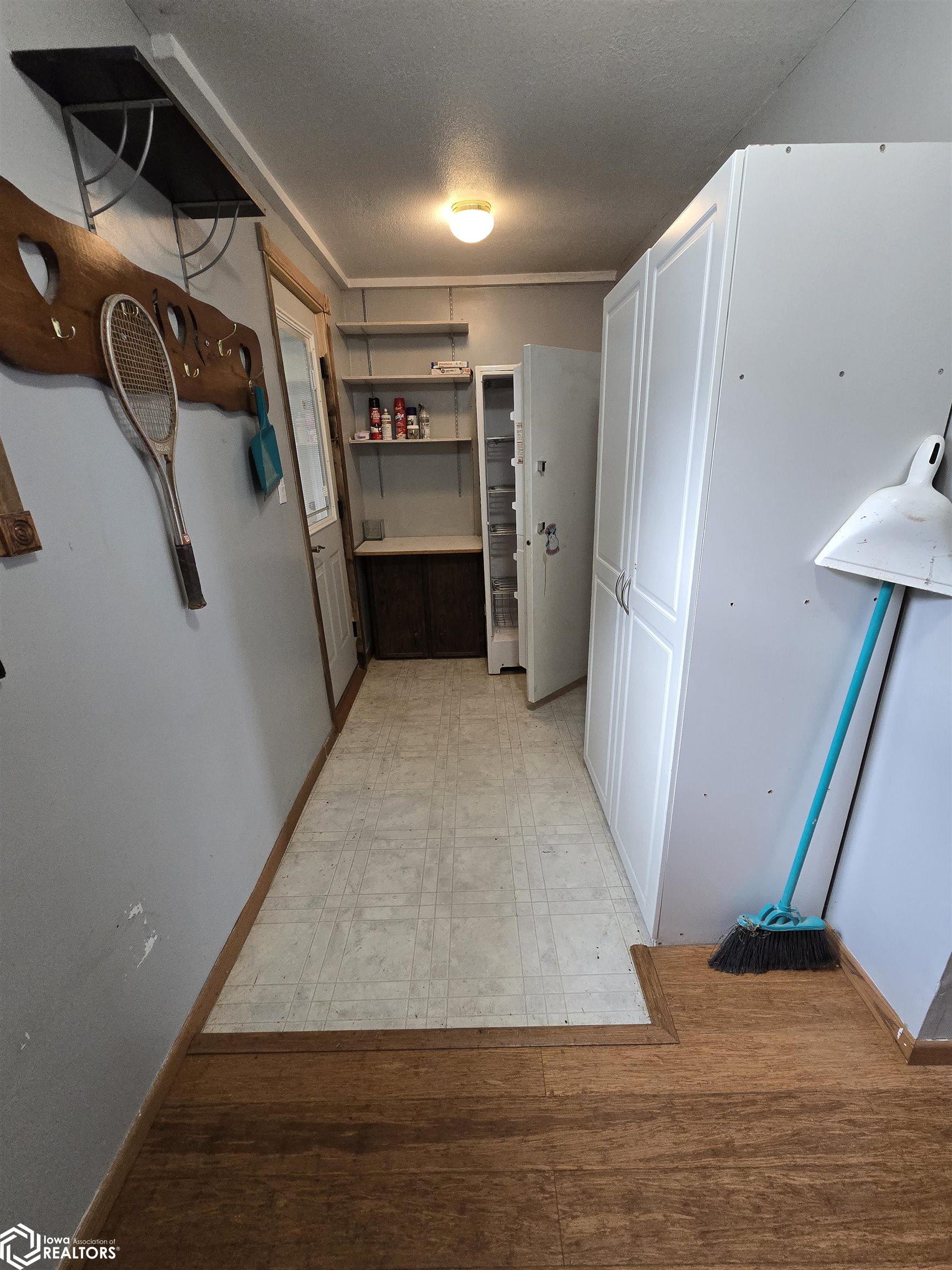1769 I Avenue, Charter Oak, Iowa image 27