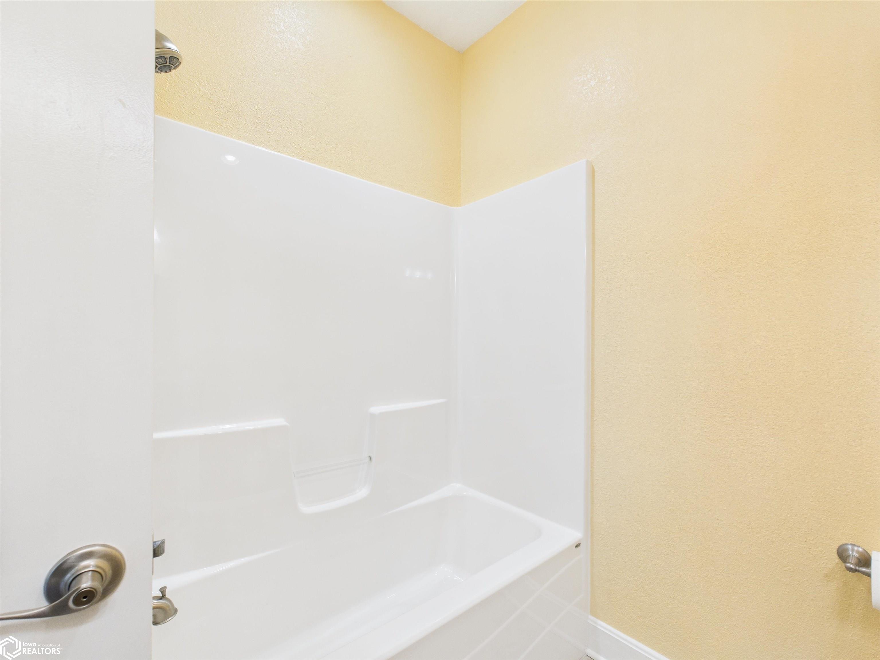 1318 S F Street, Oskaloosa, Iowa image 31