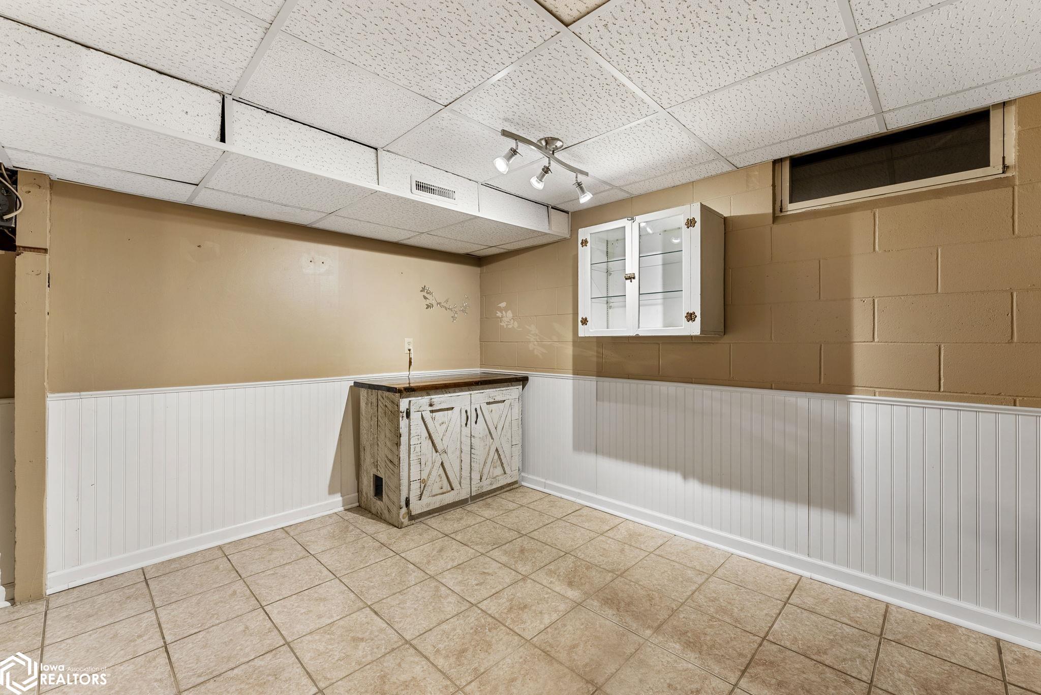 102 S 15th Avenue, Washington, Iowa image 23