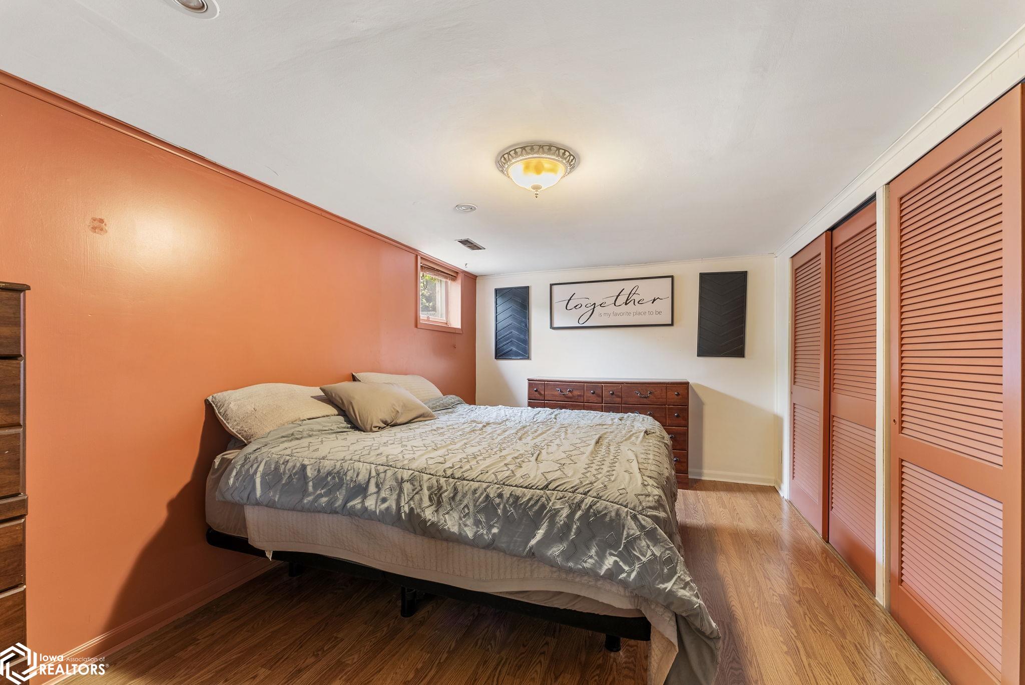 102 S 15th Avenue, Washington, Iowa image 26
