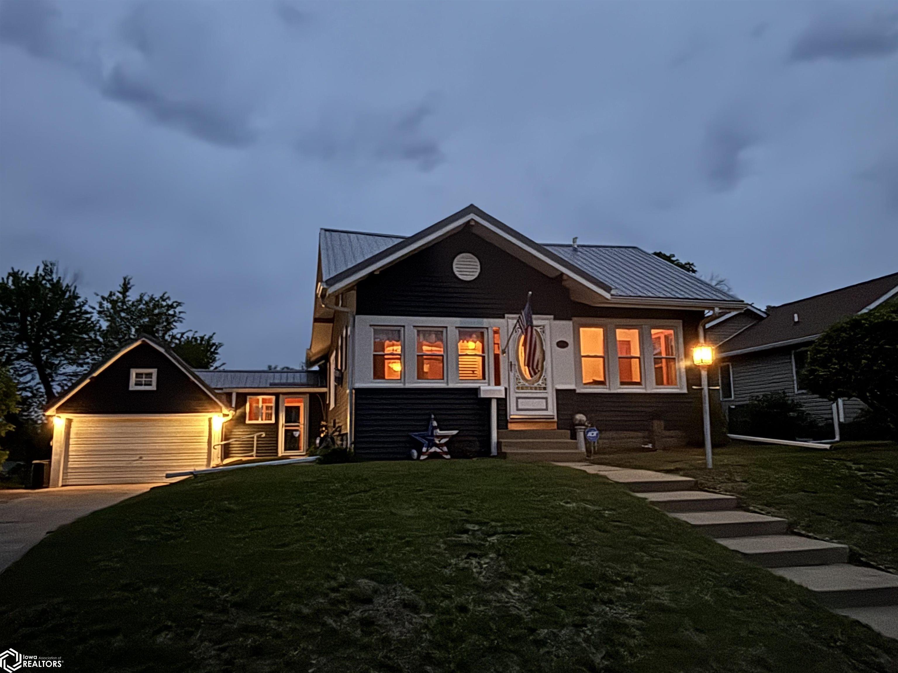 1809 W Summit Street, Marshalltown, Iowa image 2