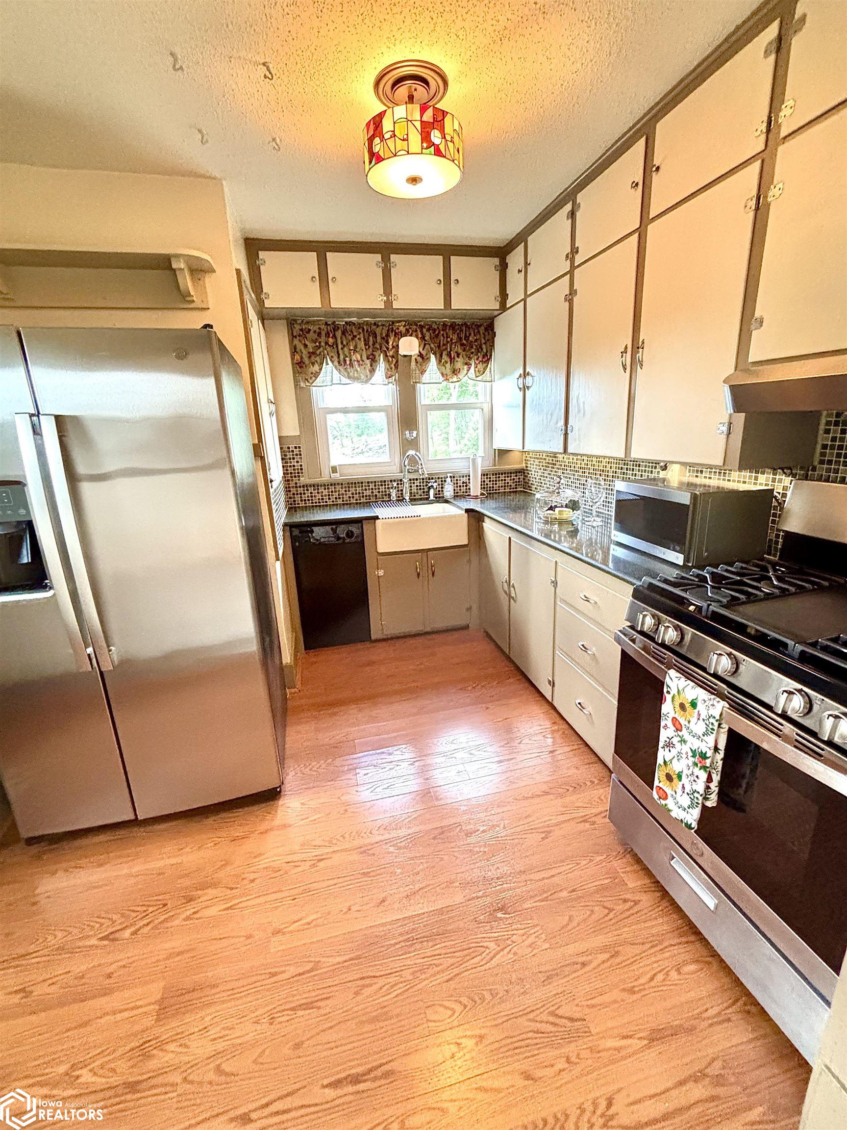 1809 W Summit Street, Marshalltown, Iowa image 16