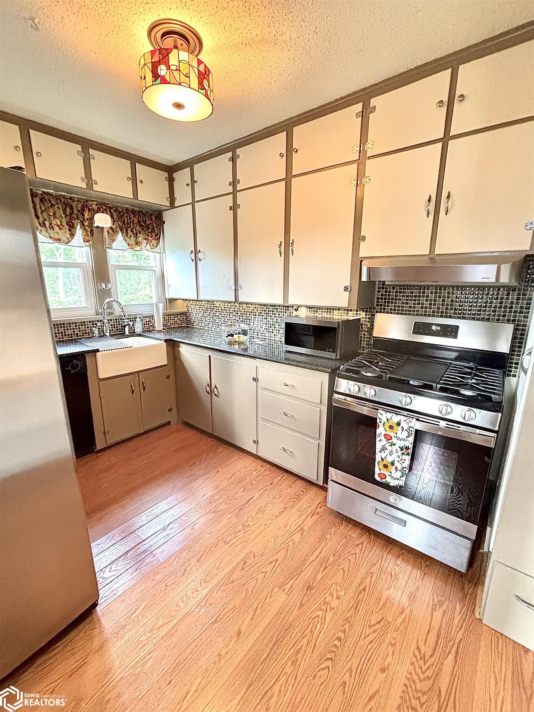 1809 W Summit Street, Marshalltown, Iowa image 17
