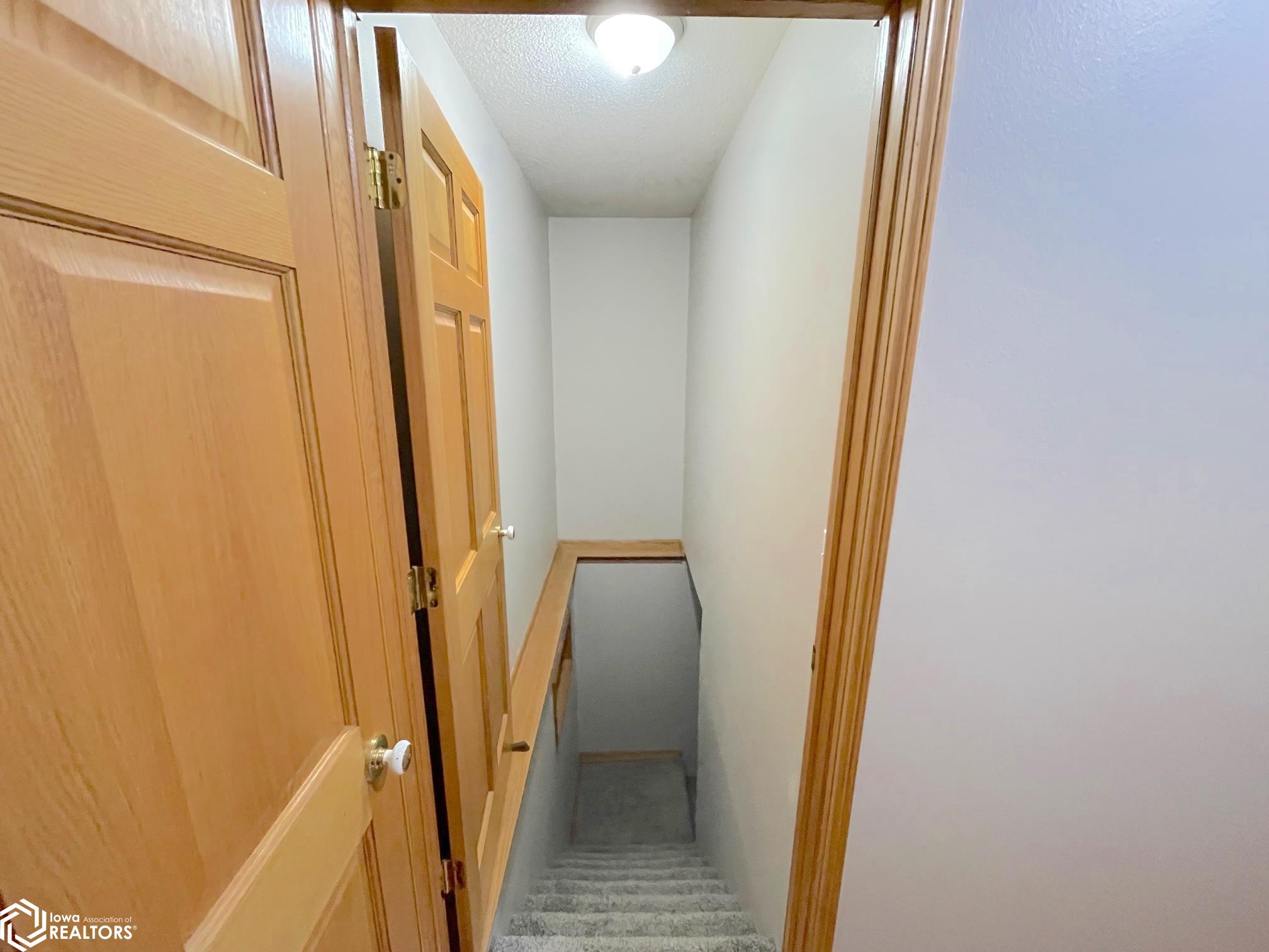 524 Harrison Street, Victor, Iowa image 23