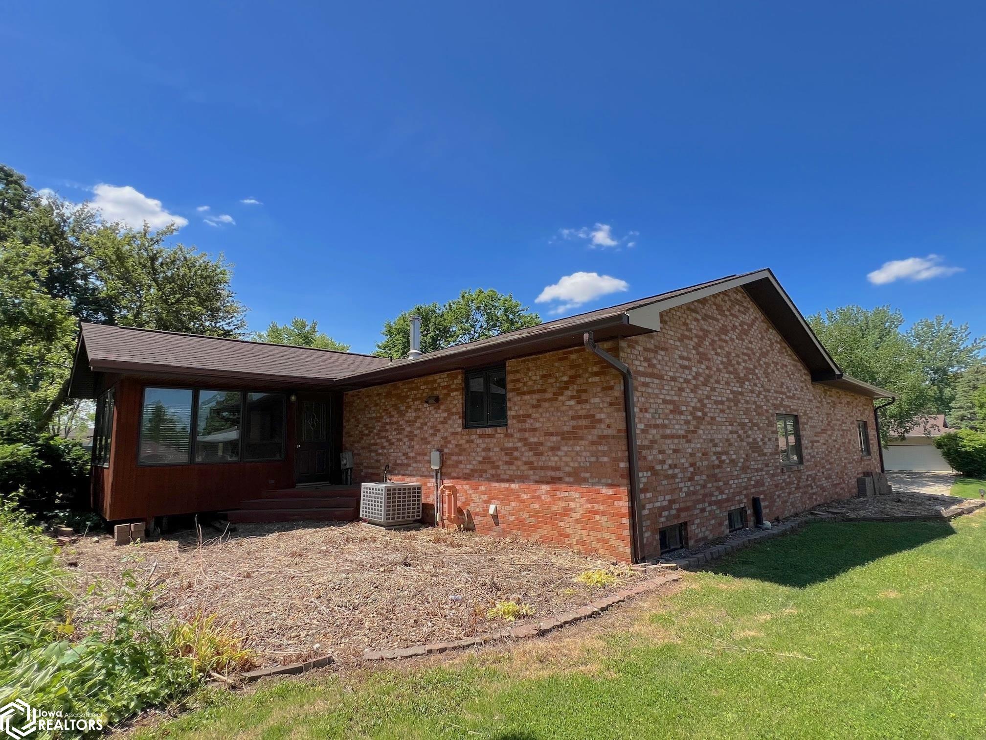 524 Harrison Street, Victor, Iowa image 31
