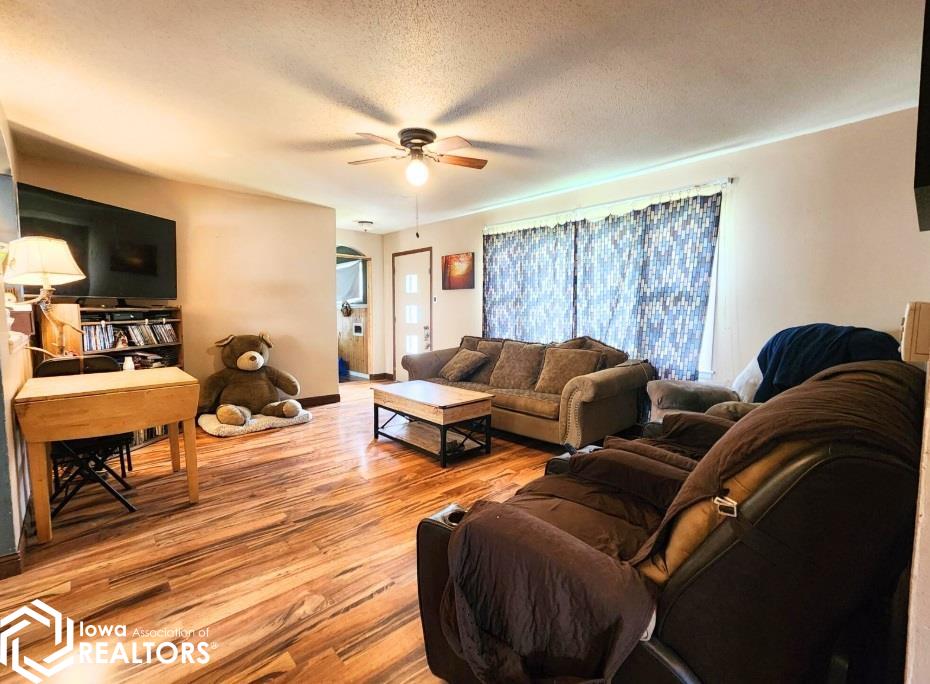 1420 Court Avenue, Chariton, Iowa image 2