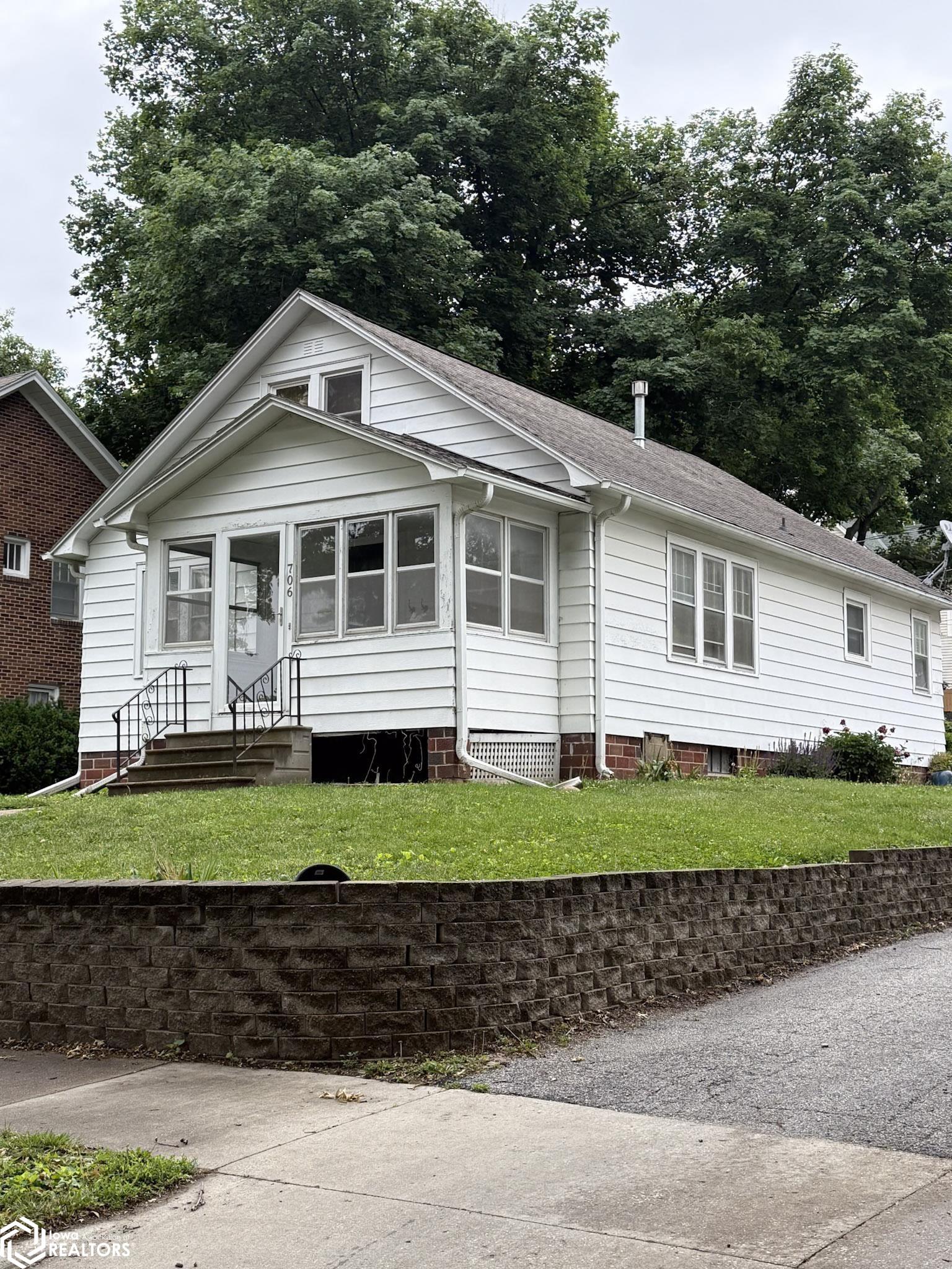 706 N 6th Street, Red Oak, Iowa image 1