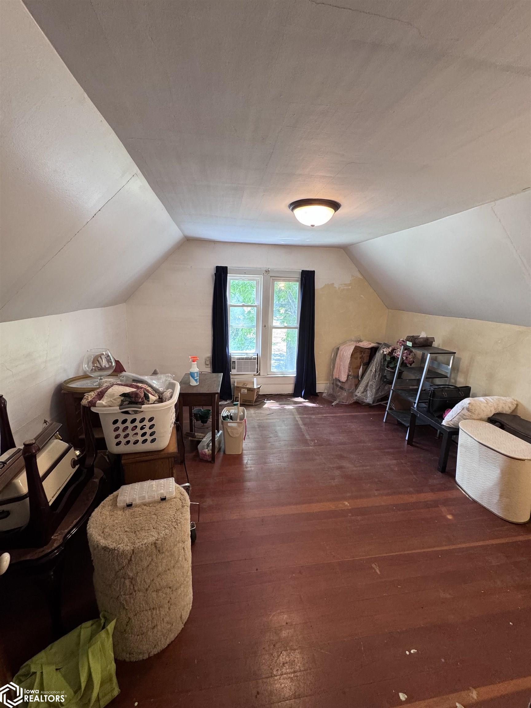 215 E Ames Street, Russell, Iowa image 13