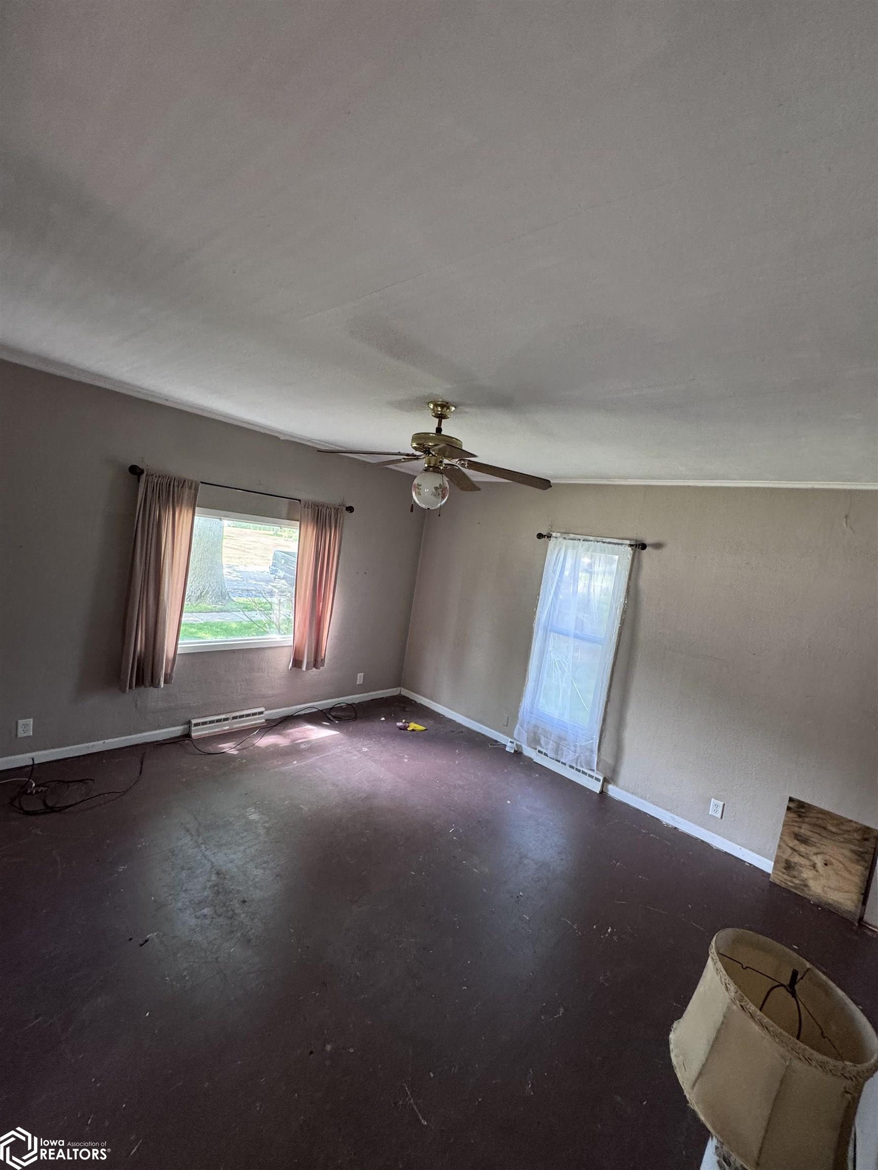 215 E Ames Street, Russell, Iowa image 15