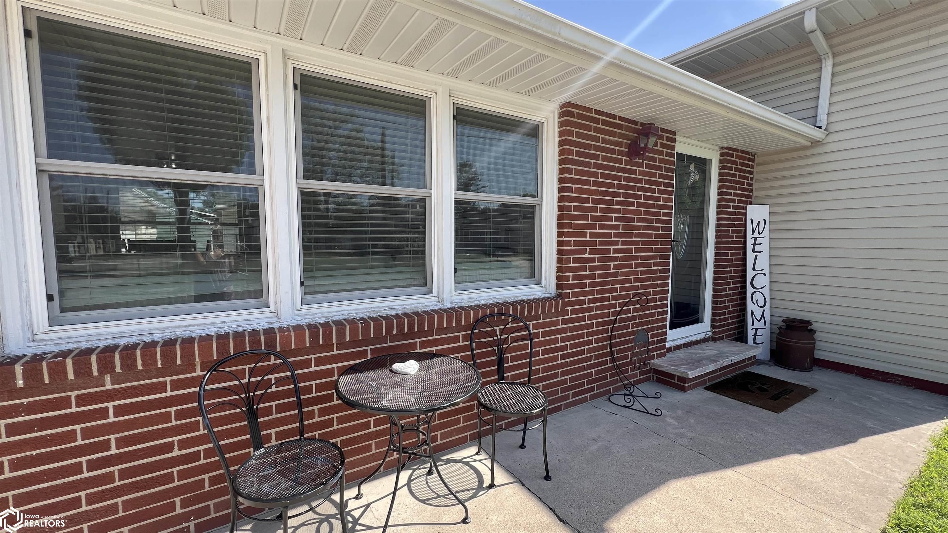 144 23rd Street, Mason City, Iowa image 4