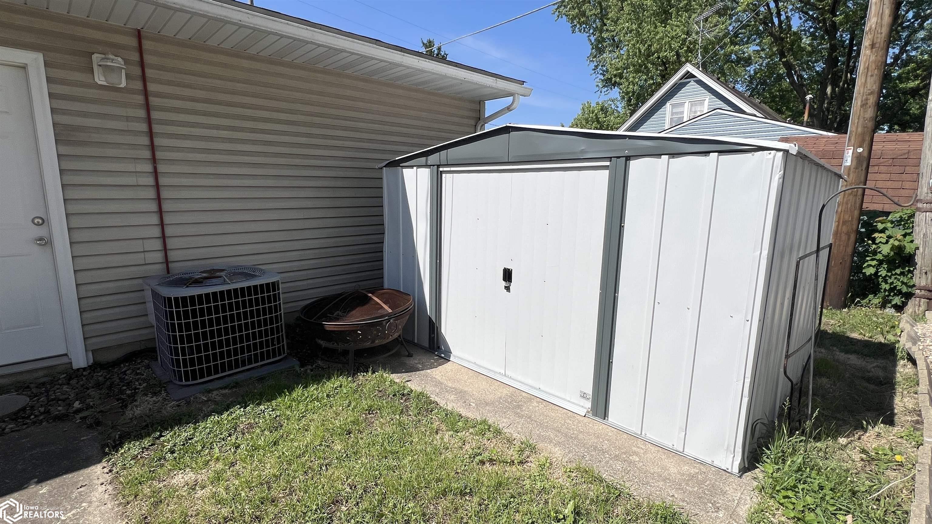 144 23rd Street, Mason City, Iowa image 35