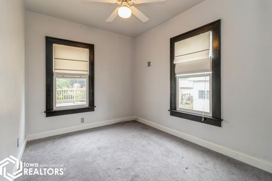 214 S High Street, Baxter, Iowa image 9