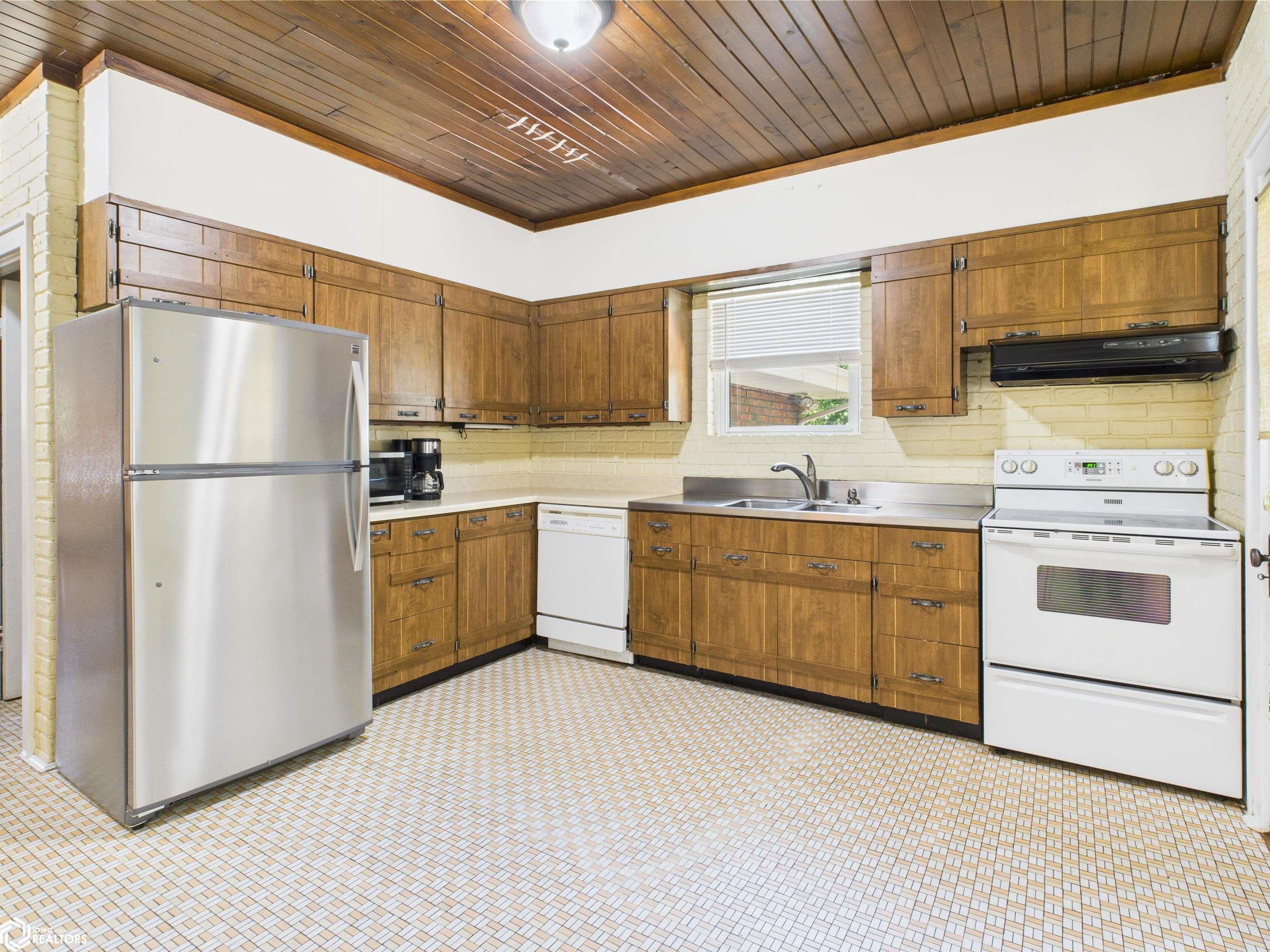 803 Orleans Avenue, Keokuk, Iowa image 8