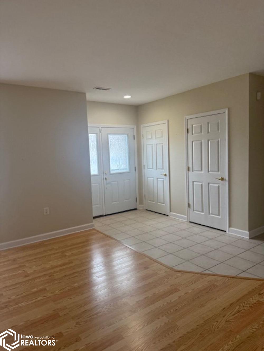 1557 Mason Lane, Burlington, Iowa image 11