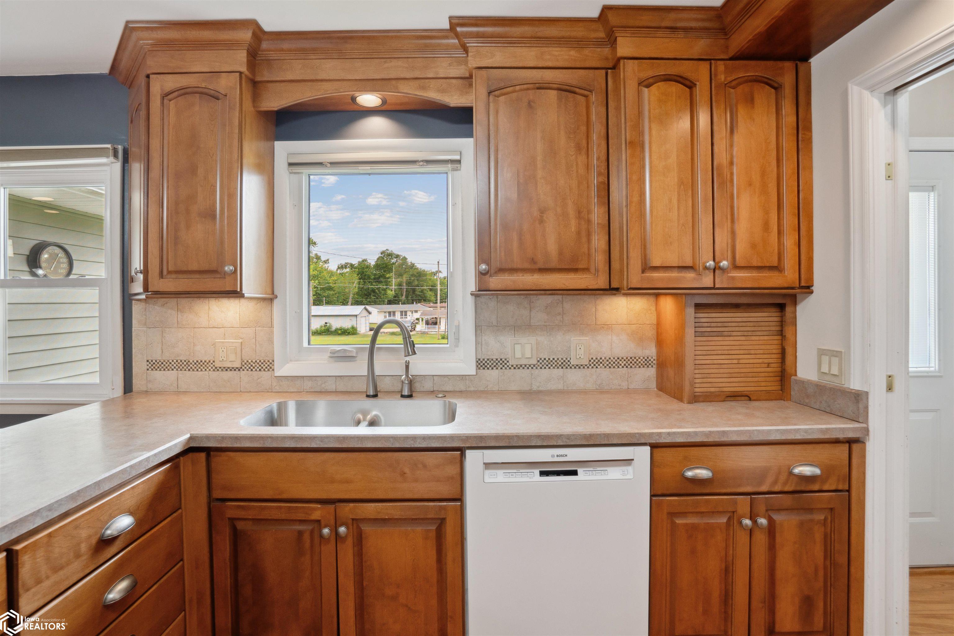 309 S 12th Street, Marshalltown, Iowa image 11
