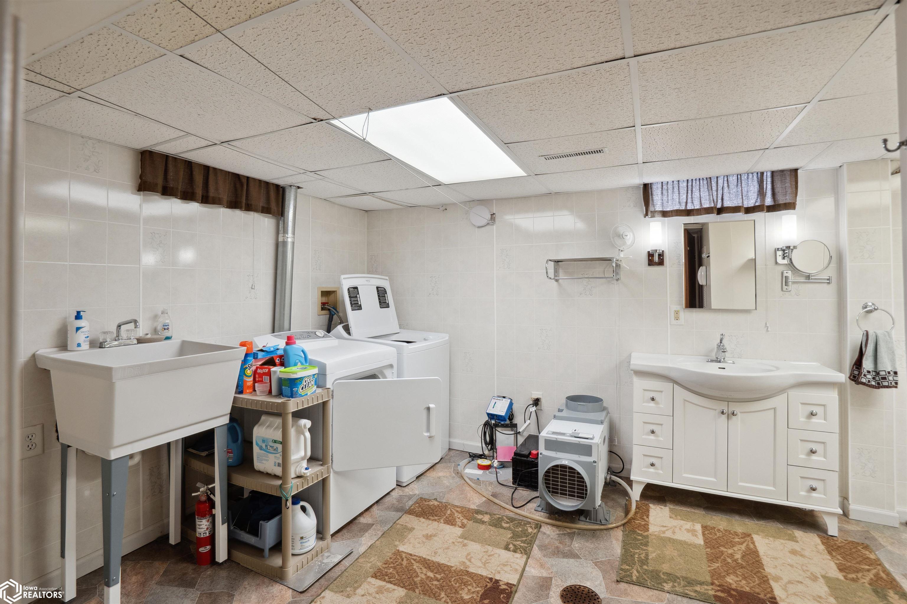 309 S 12th Street, Marshalltown, Iowa image 28