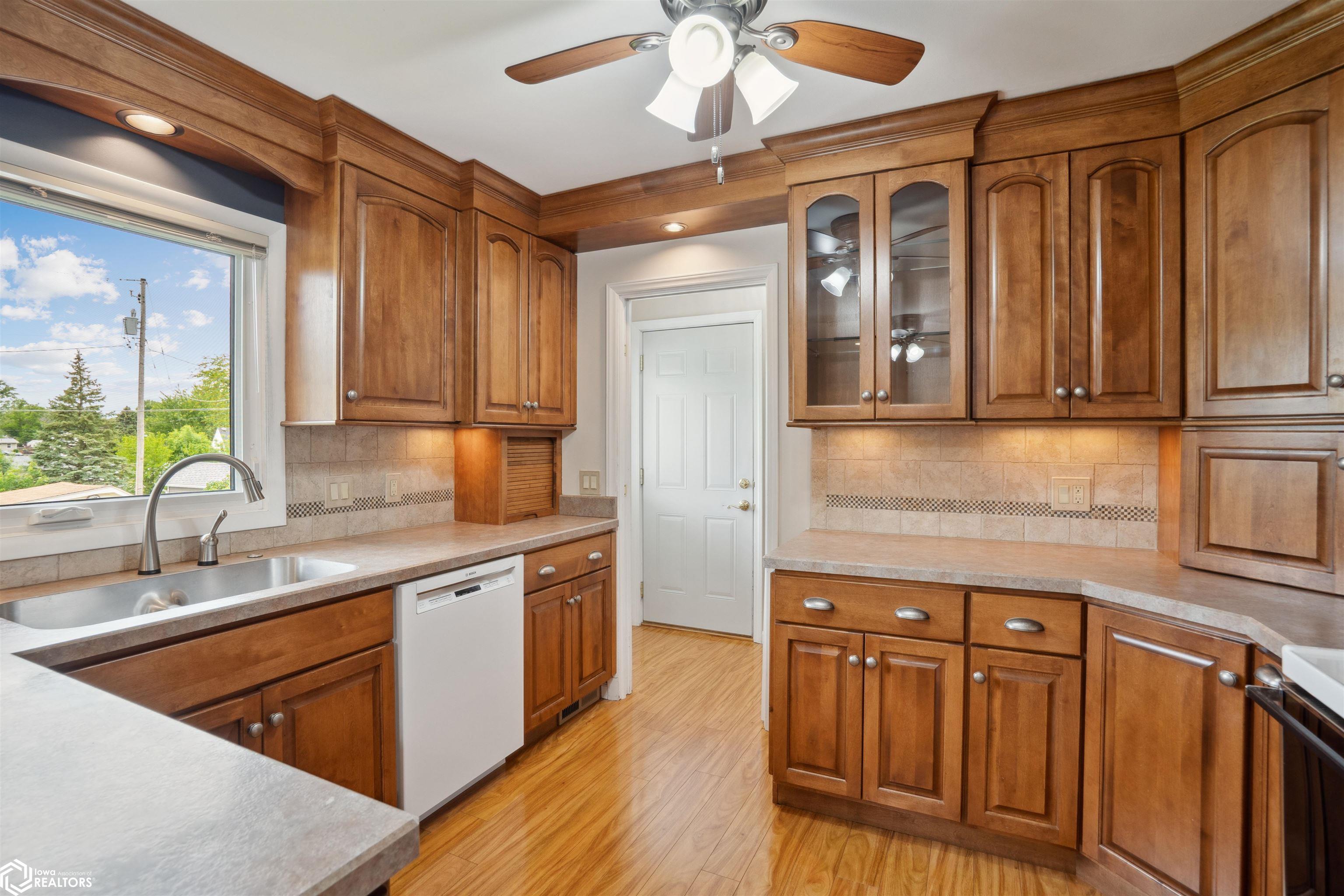 309 S 12th Street, Marshalltown, Iowa image 9