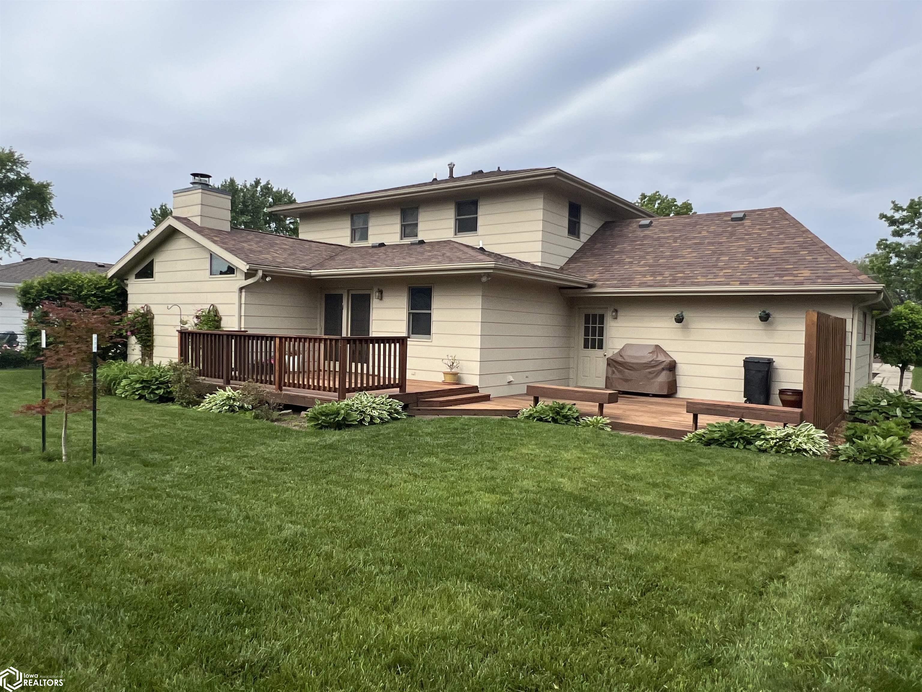 210 E 24th Street, Newton, Iowa image 23