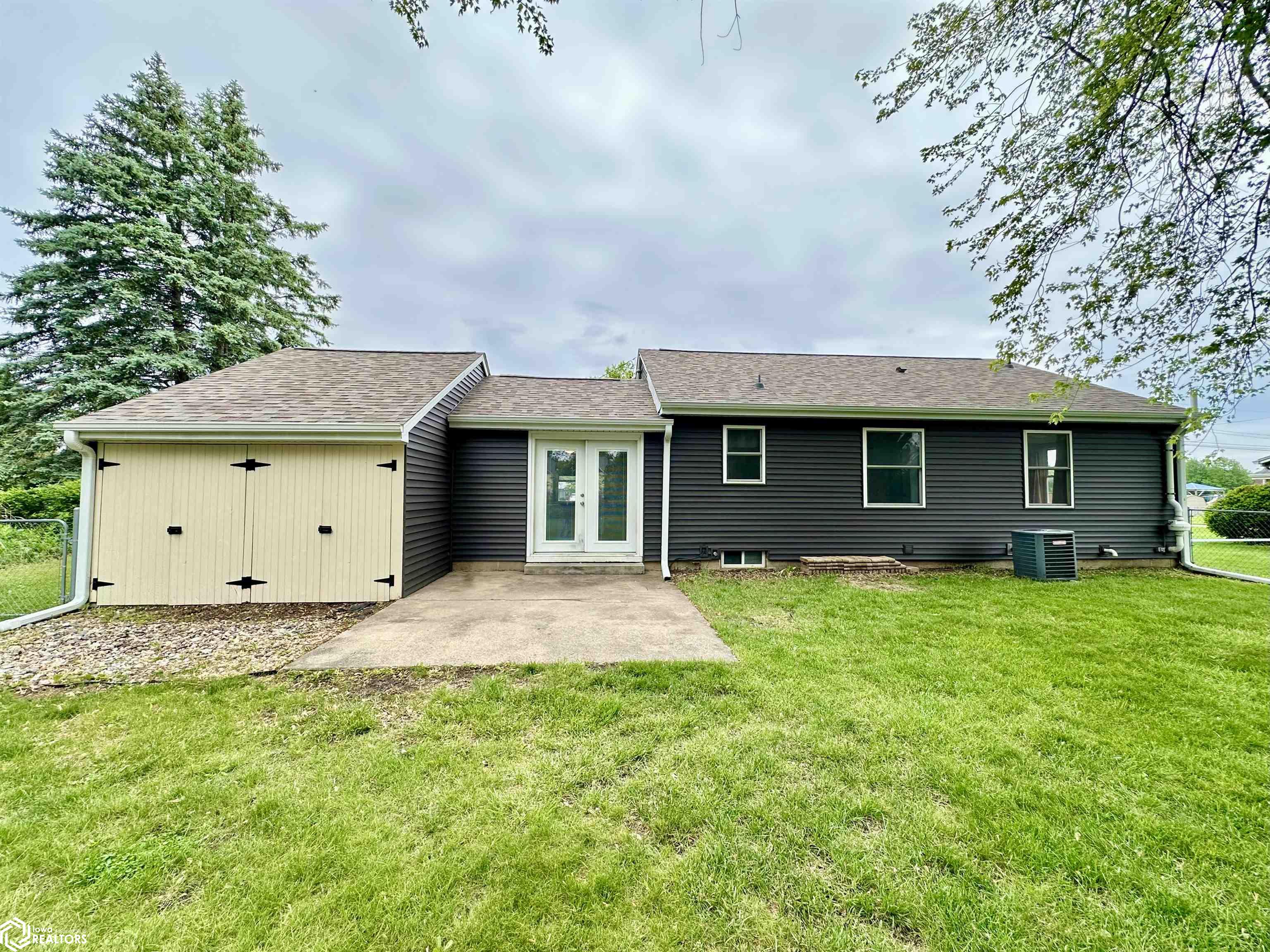 1528 8th Avenue, Grinnell, Iowa image 22