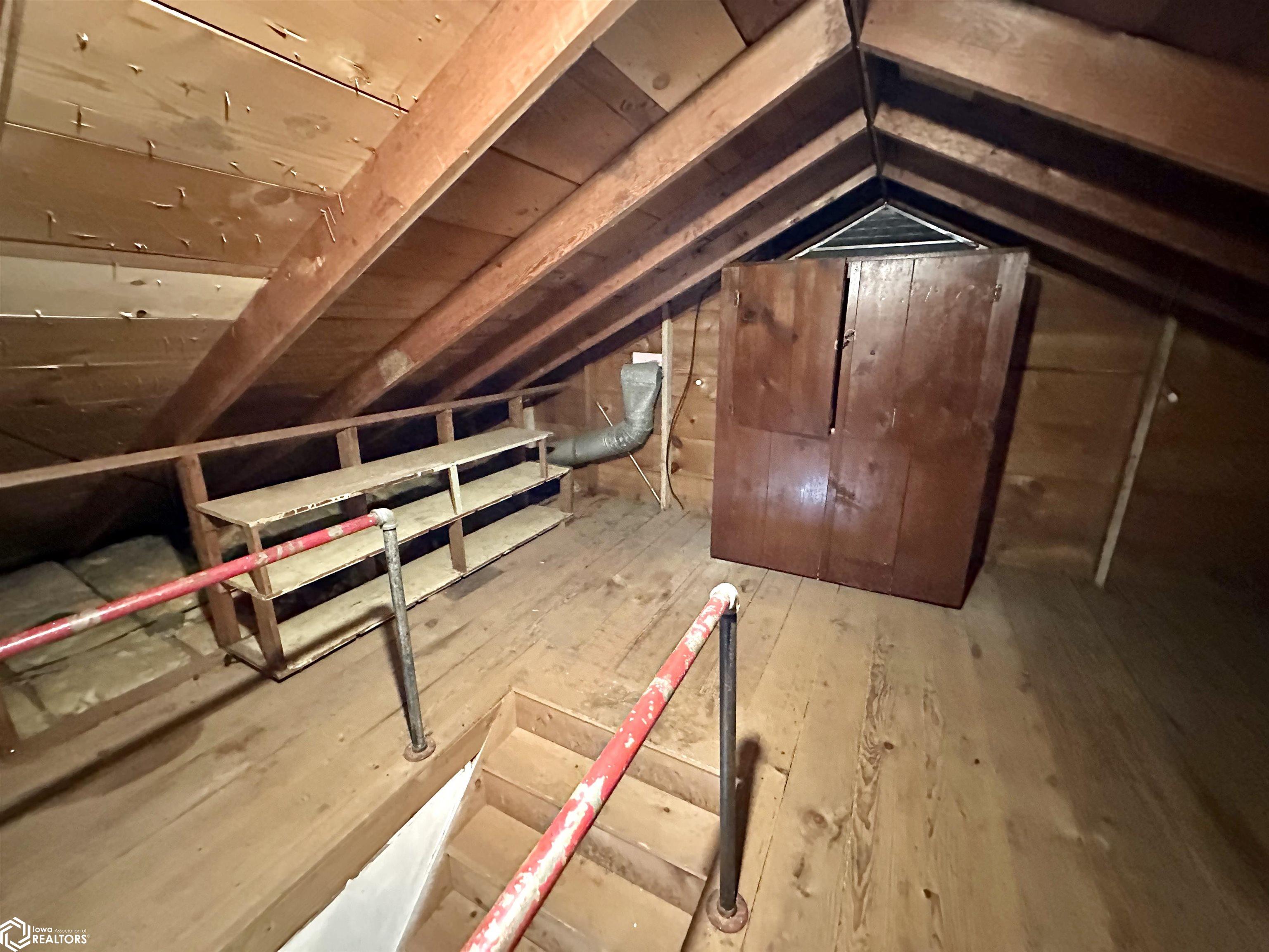 1528 8th Avenue, Grinnell, Iowa image 38