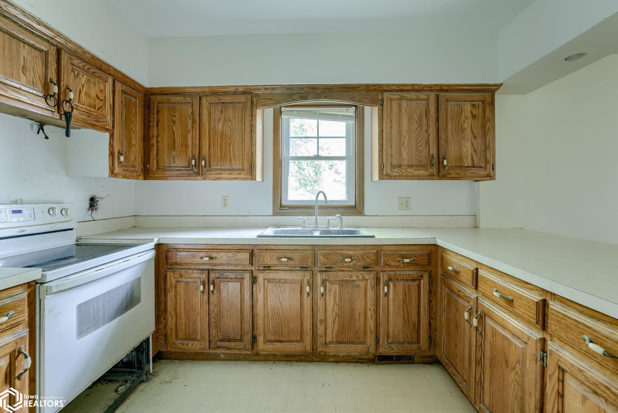 320 Morton Street, Missouri Valley, Iowa image 14