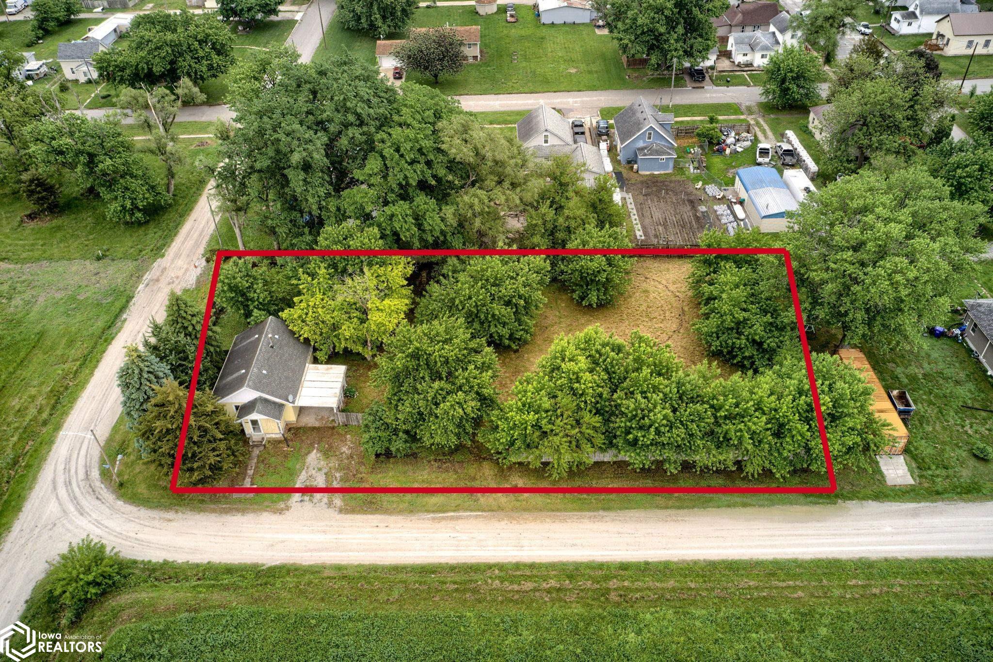 320 Morton Street, Missouri Valley, Iowa image 3