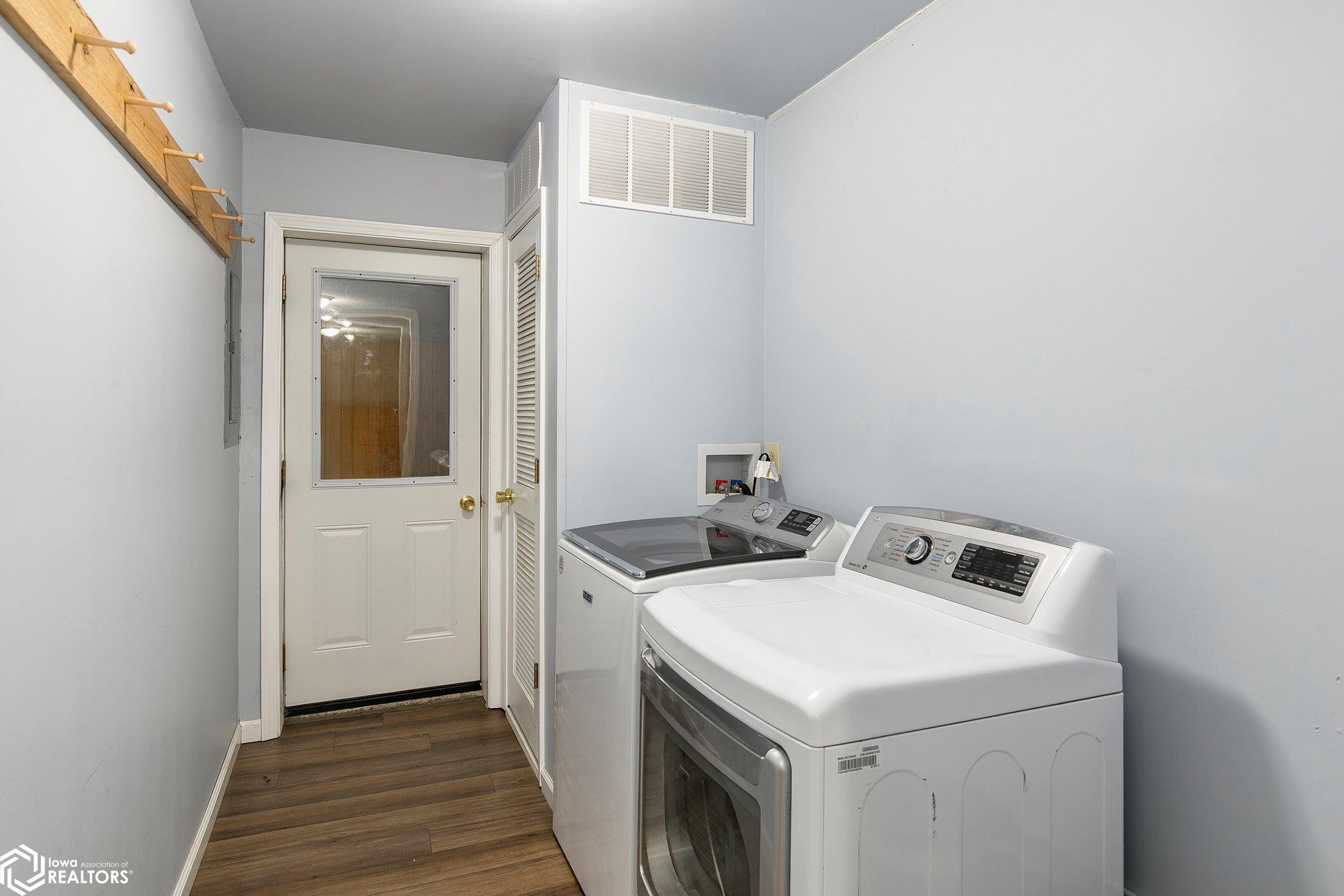 214 E 2nd Street, Grand River, Iowa image 20
