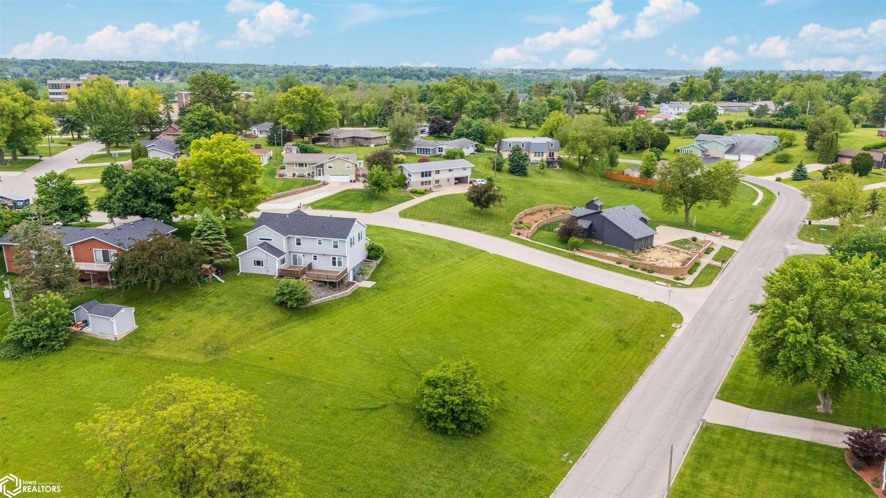 502 Brentwood Road, Marshalltown, Iowa image 1