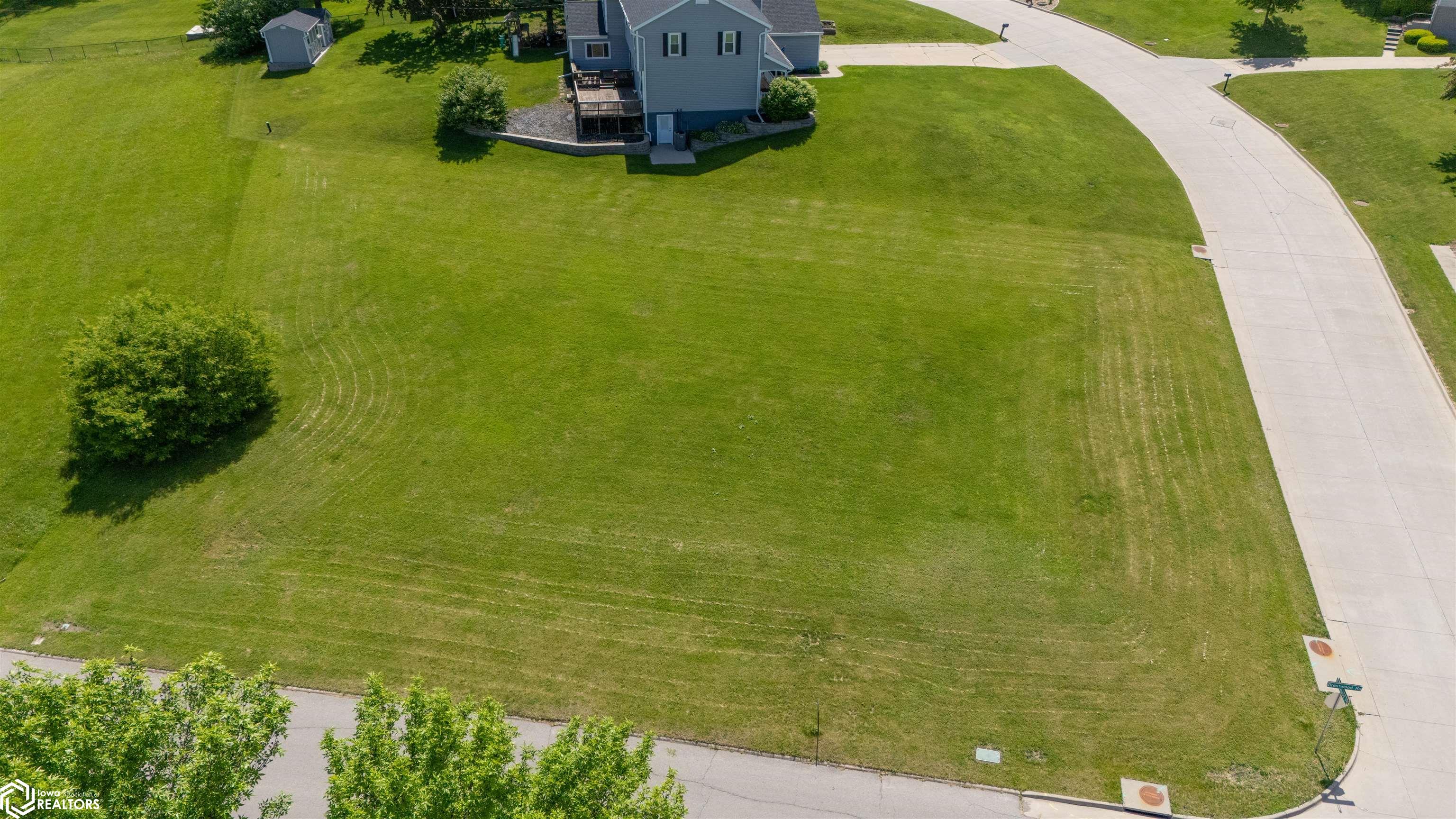 502 Brentwood Road, Marshalltown, Iowa image 4