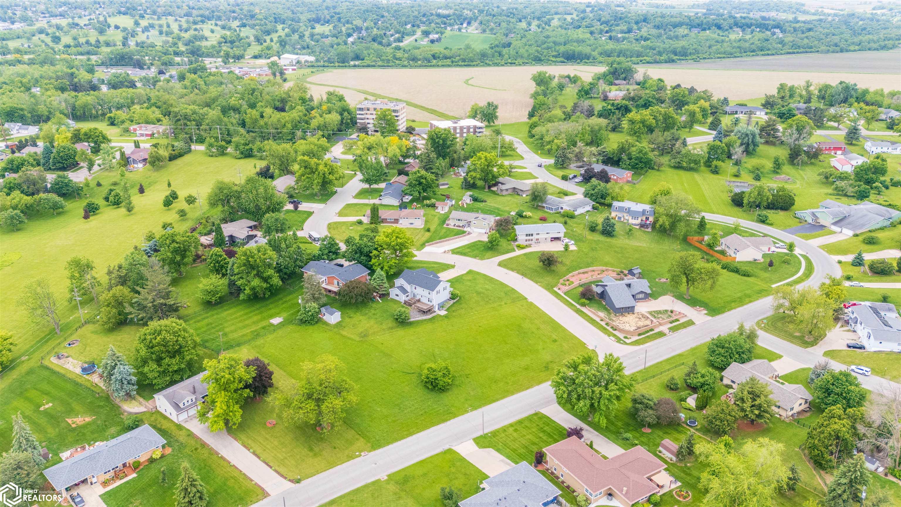 502 Brentwood Road, Marshalltown, Iowa image 7