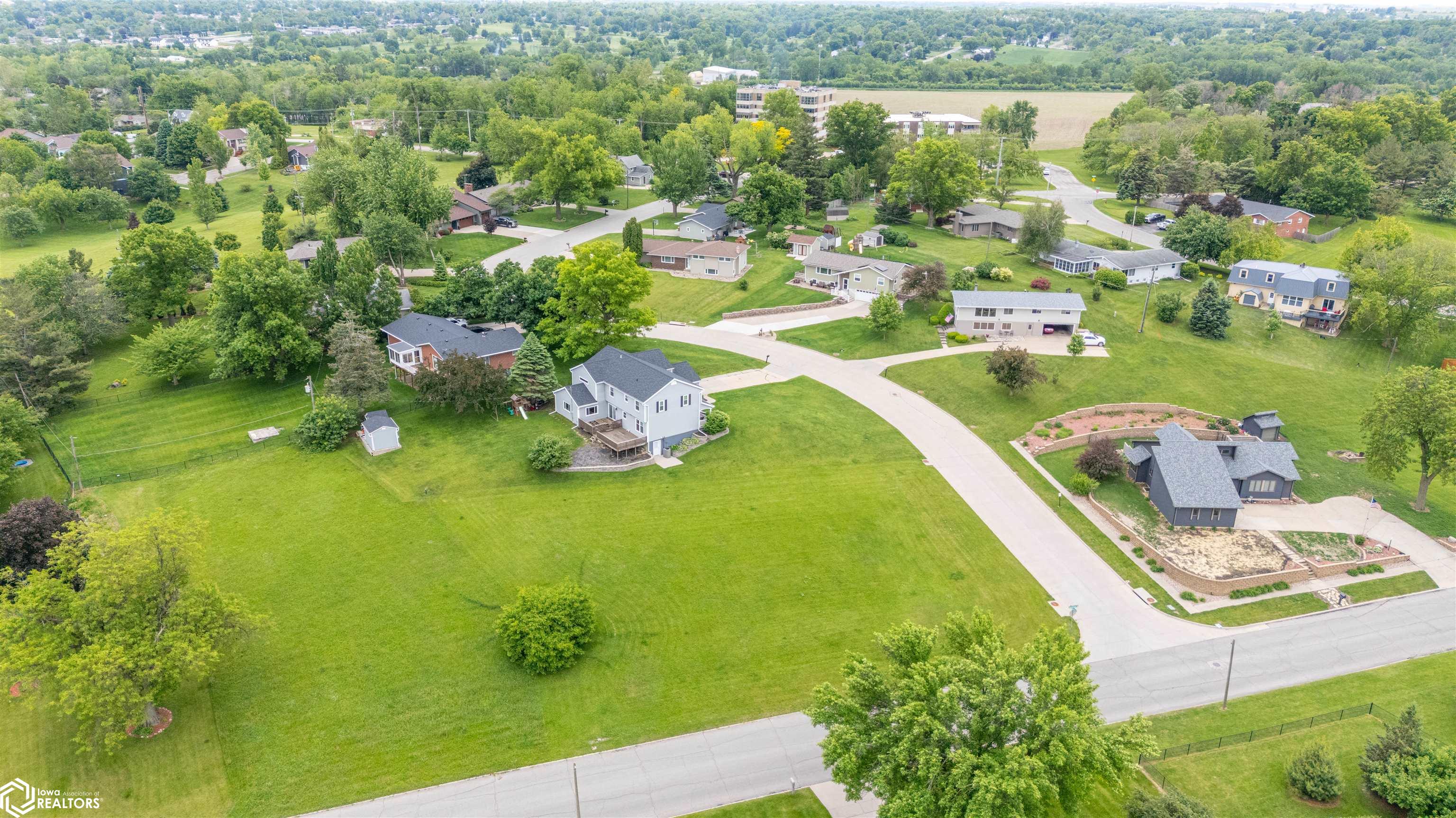 502 Brentwood Road, Marshalltown, Iowa image 9