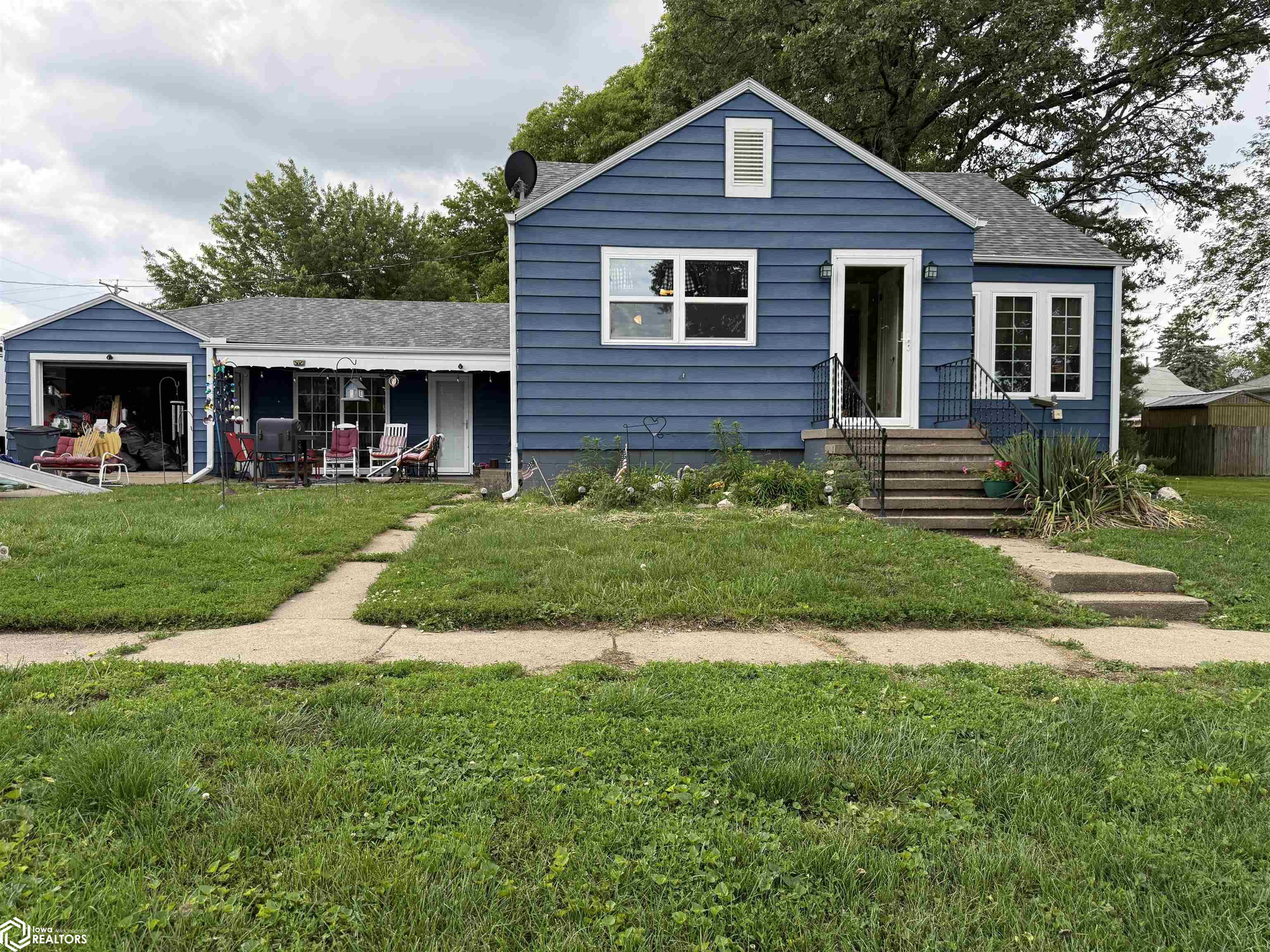 610 East Street, Sidney, Iowa image 1