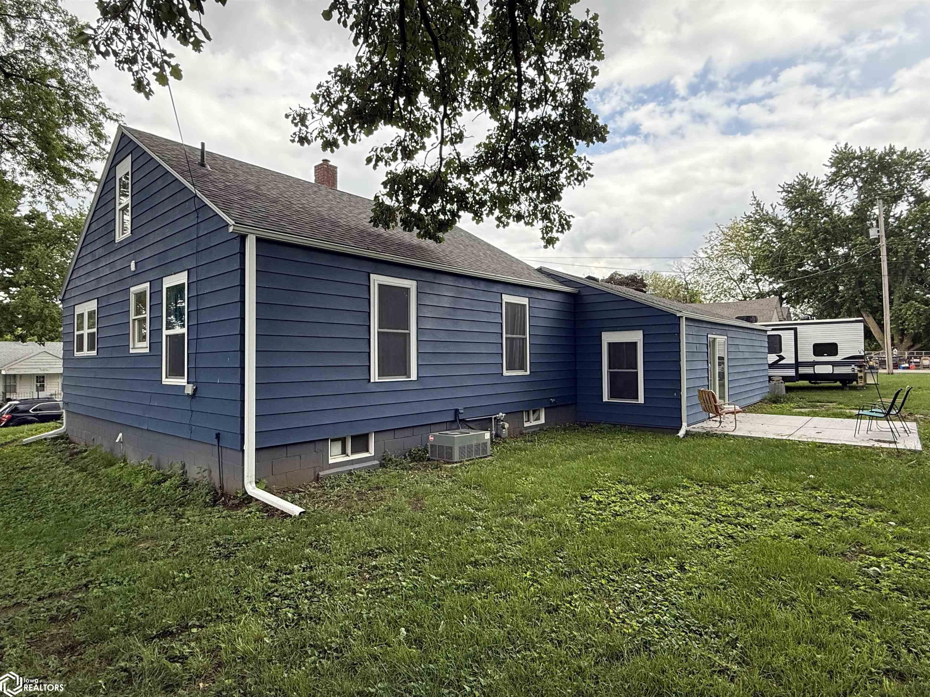 610 East Street, Sidney, Iowa image 3