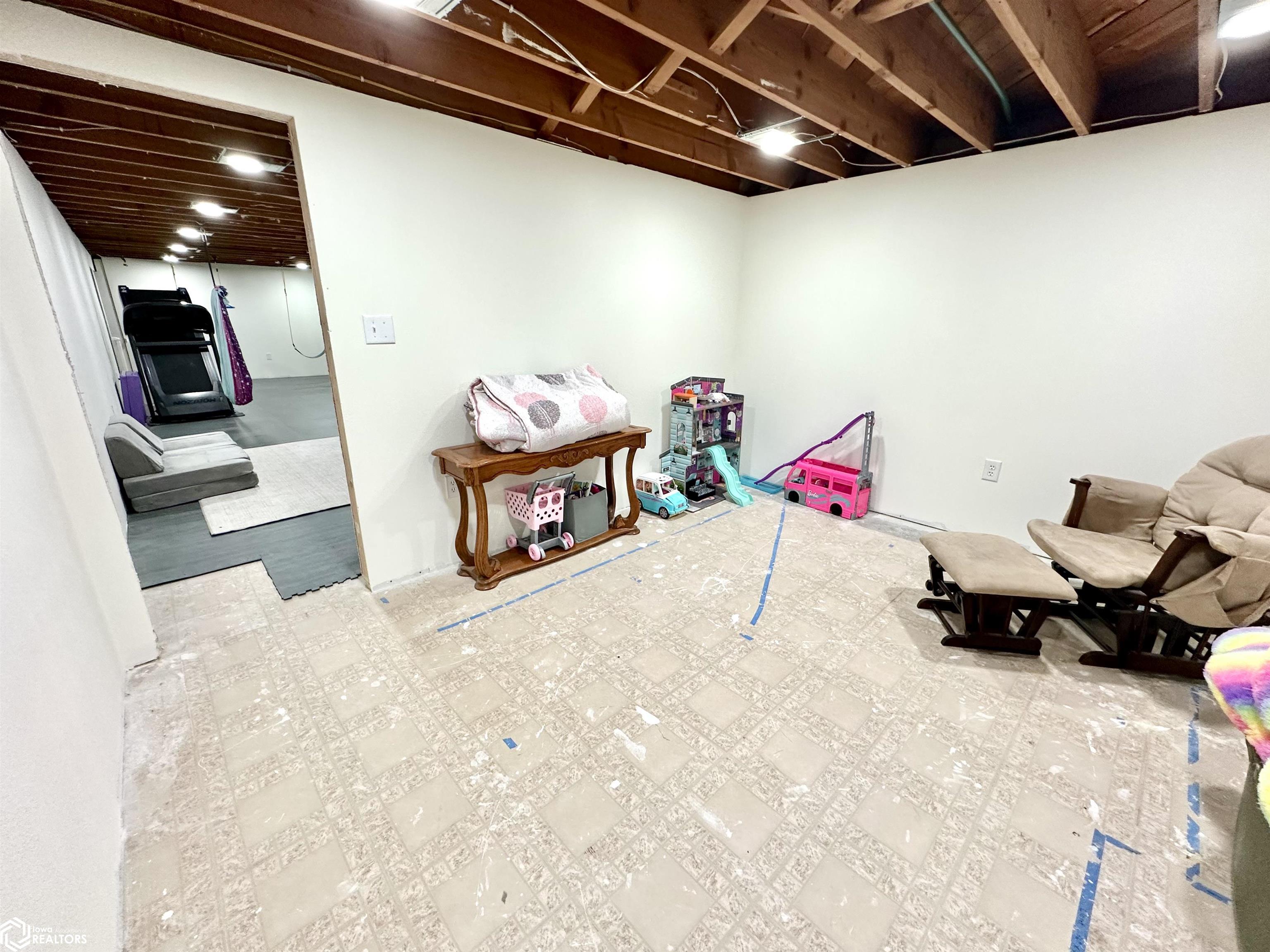 1816 5th Avenue, Grinnell, Iowa image 31