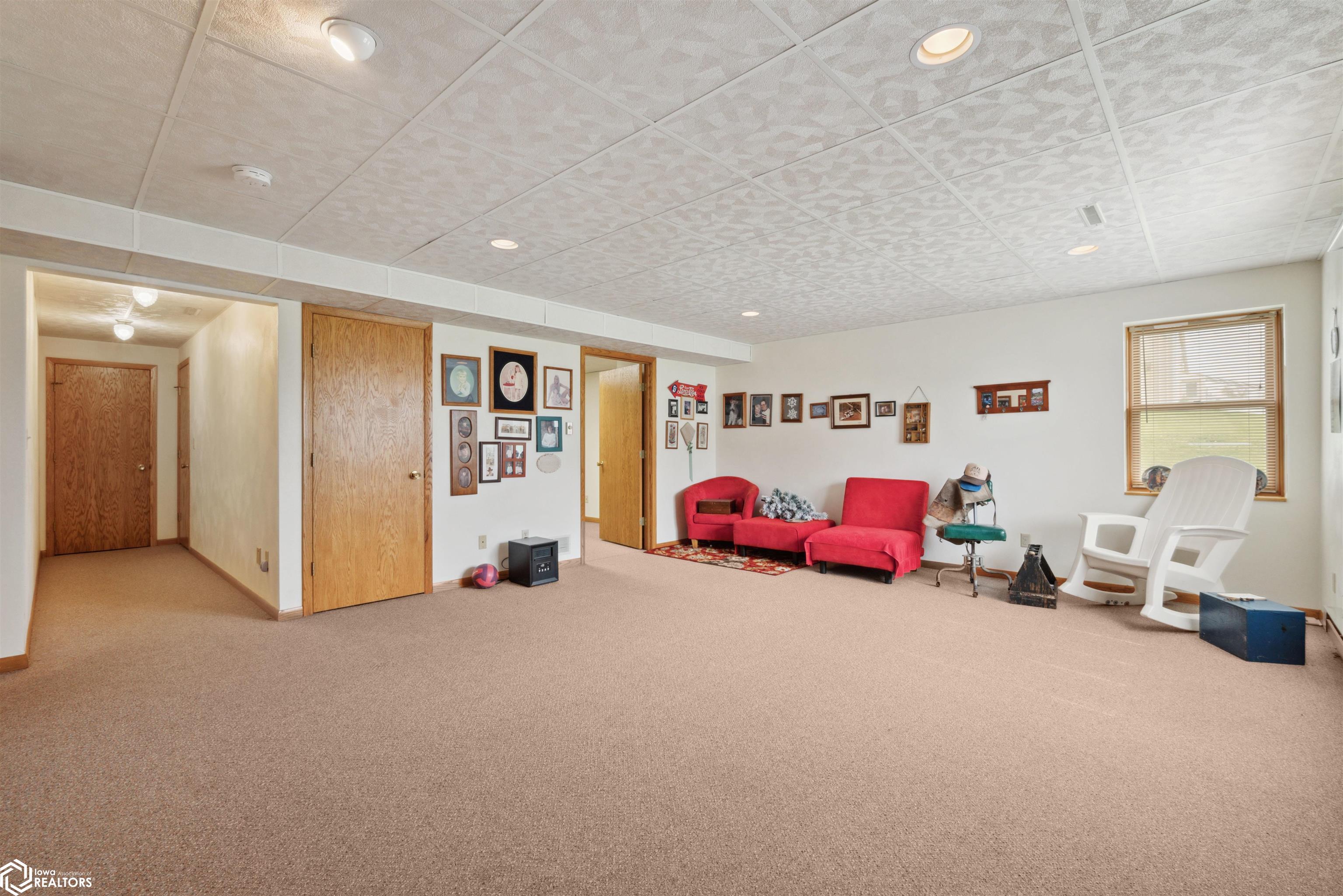 1030/1032 E 12th Street, Newton, Iowa image 25