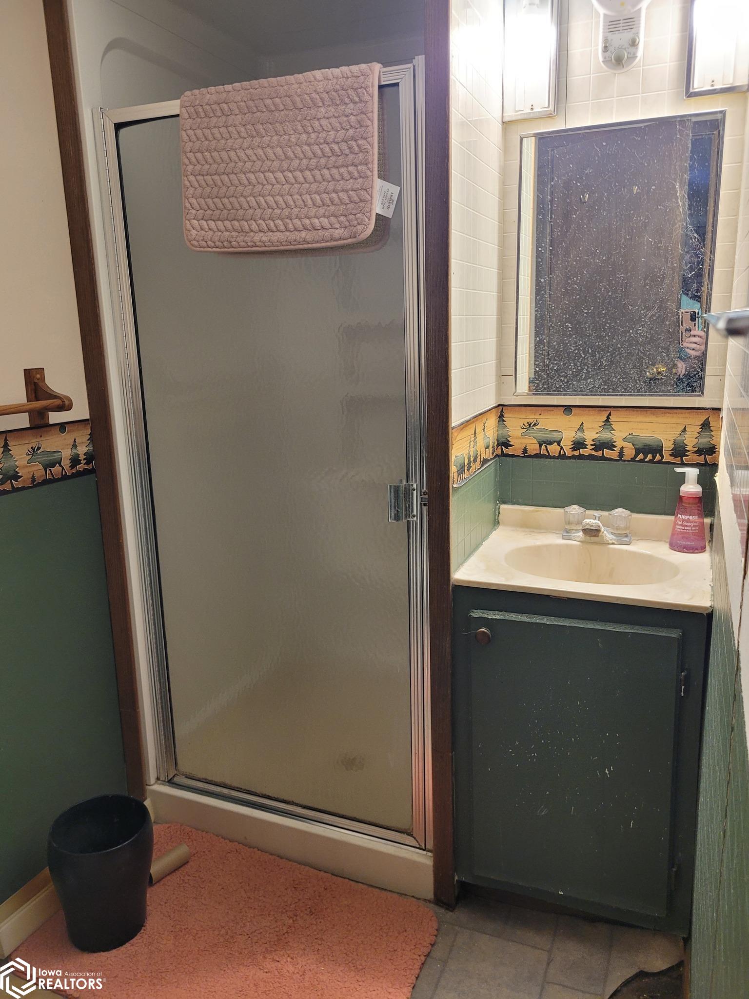 905 Mackey Avenue, Sigourney, Iowa image 33