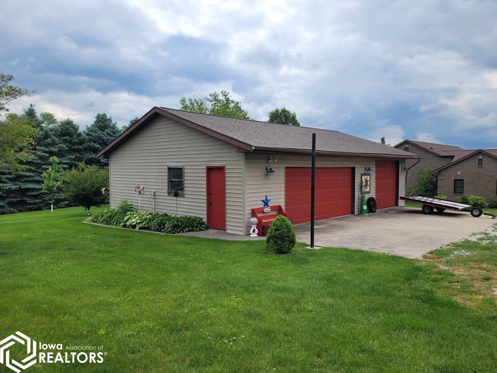 905 Mackey Avenue, Sigourney, Iowa image 37