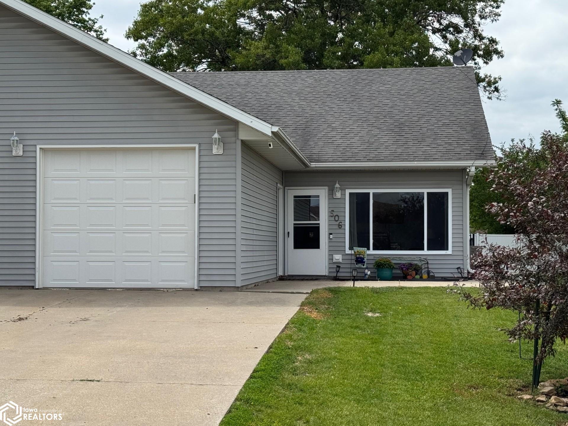 506 Crestview Drive, Le Grand, Iowa image 1