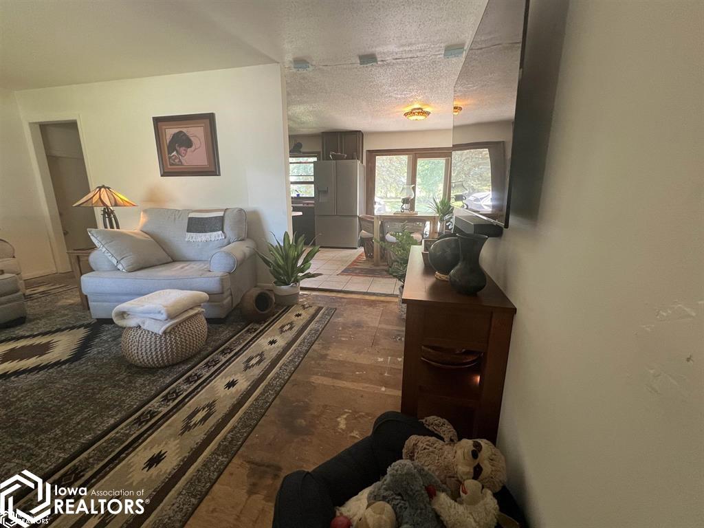 117 W Van Weiss Boulevard, West Burlington, Iowa image 2