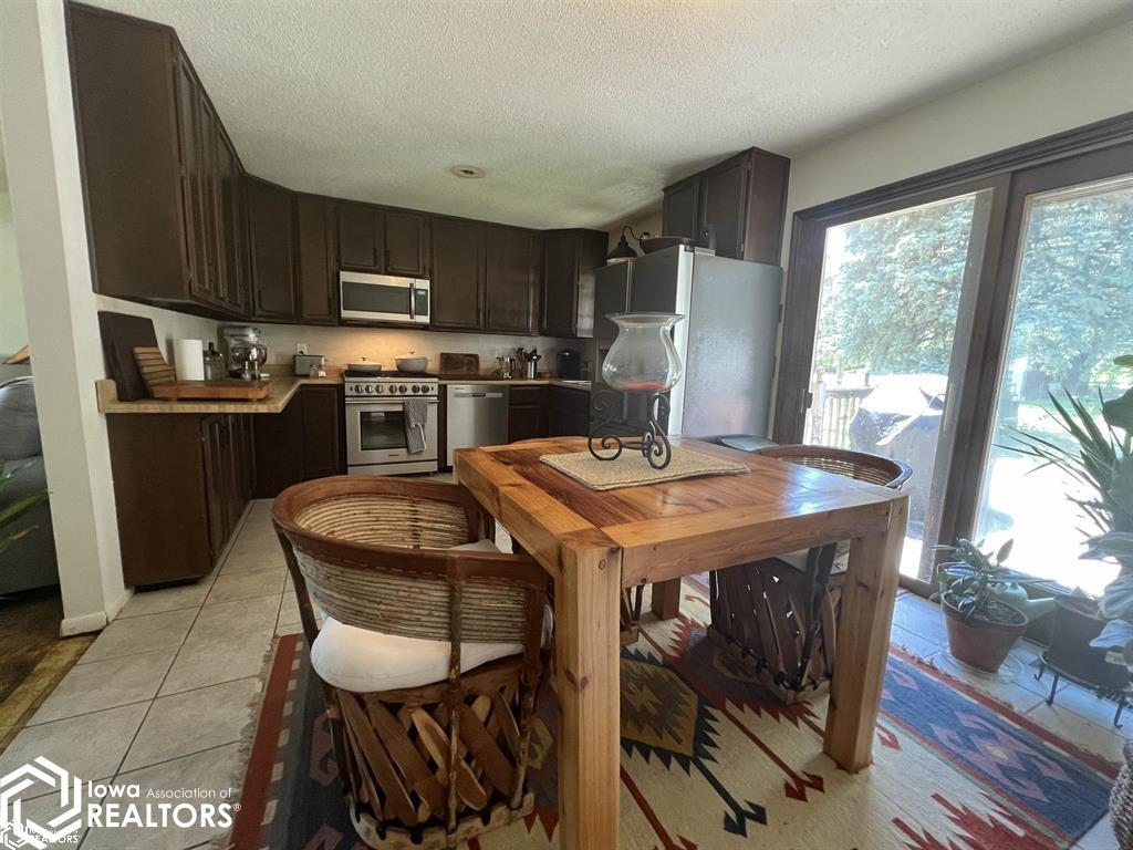 117 W Van Weiss Boulevard, West Burlington, Iowa image 6