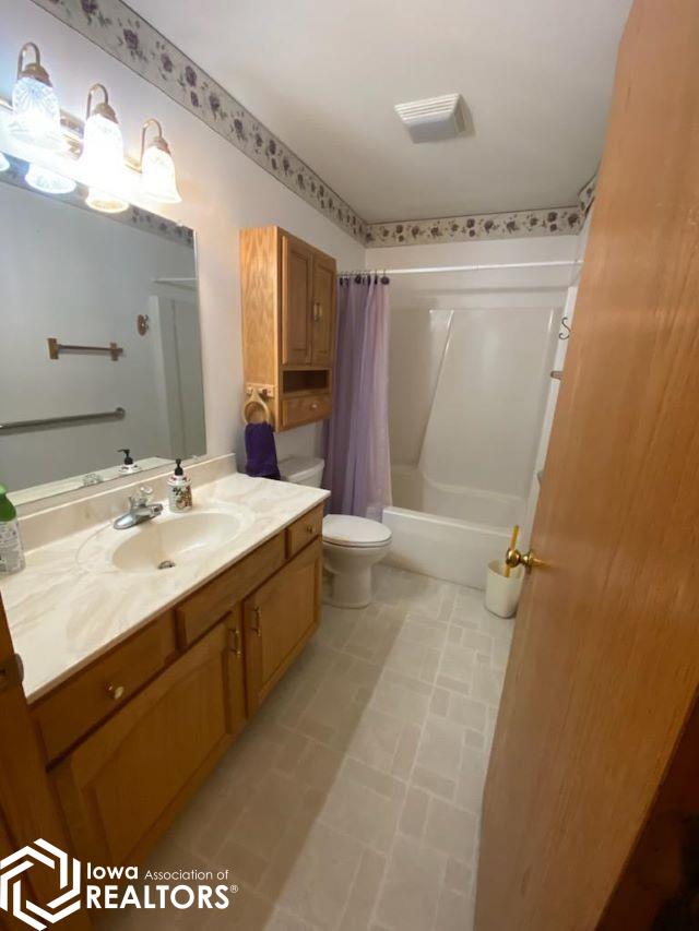 340 Bush Avenue, Garner, Iowa image 10