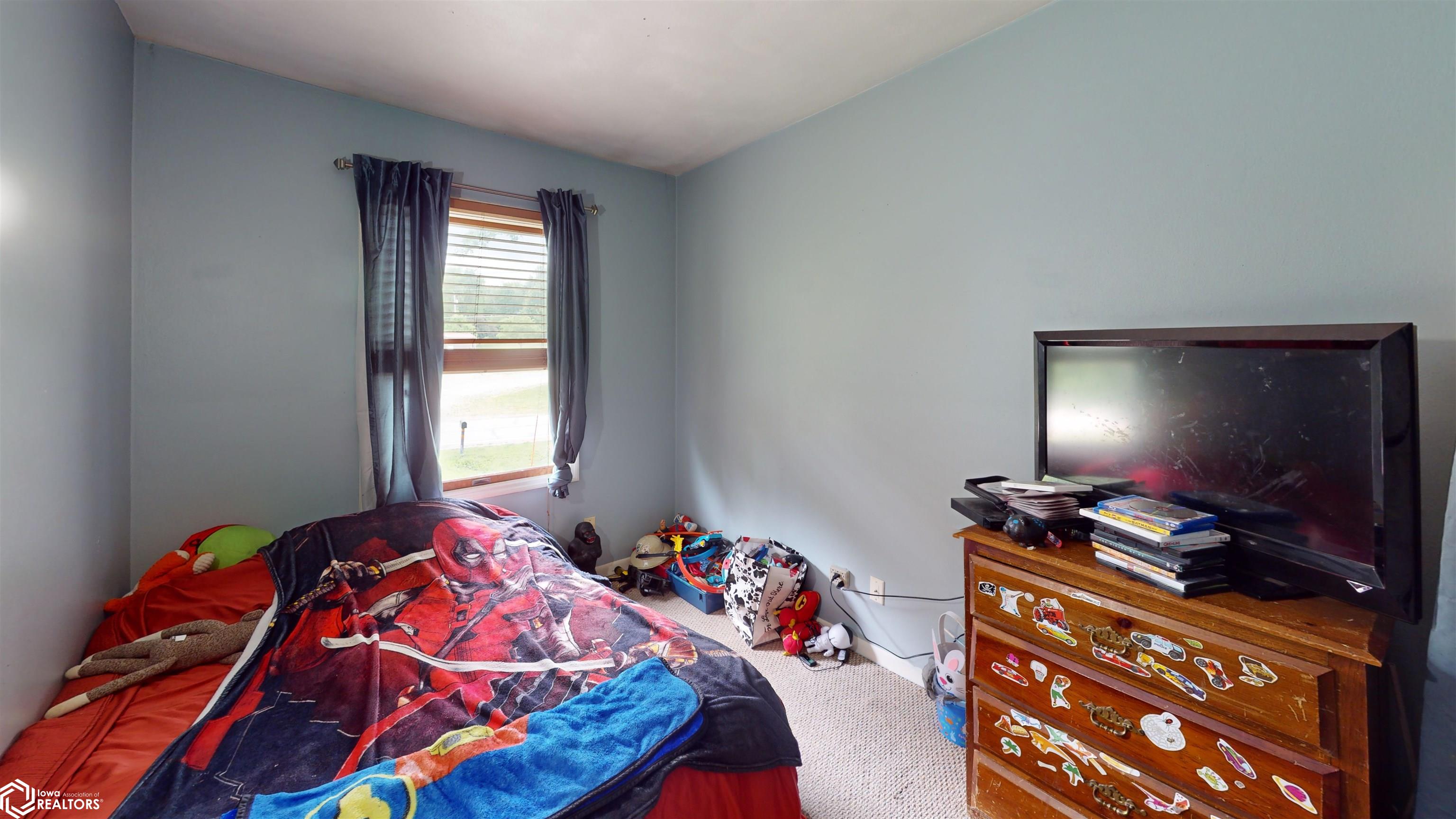 201 Glasgow Road, Fairfield, Iowa image 15