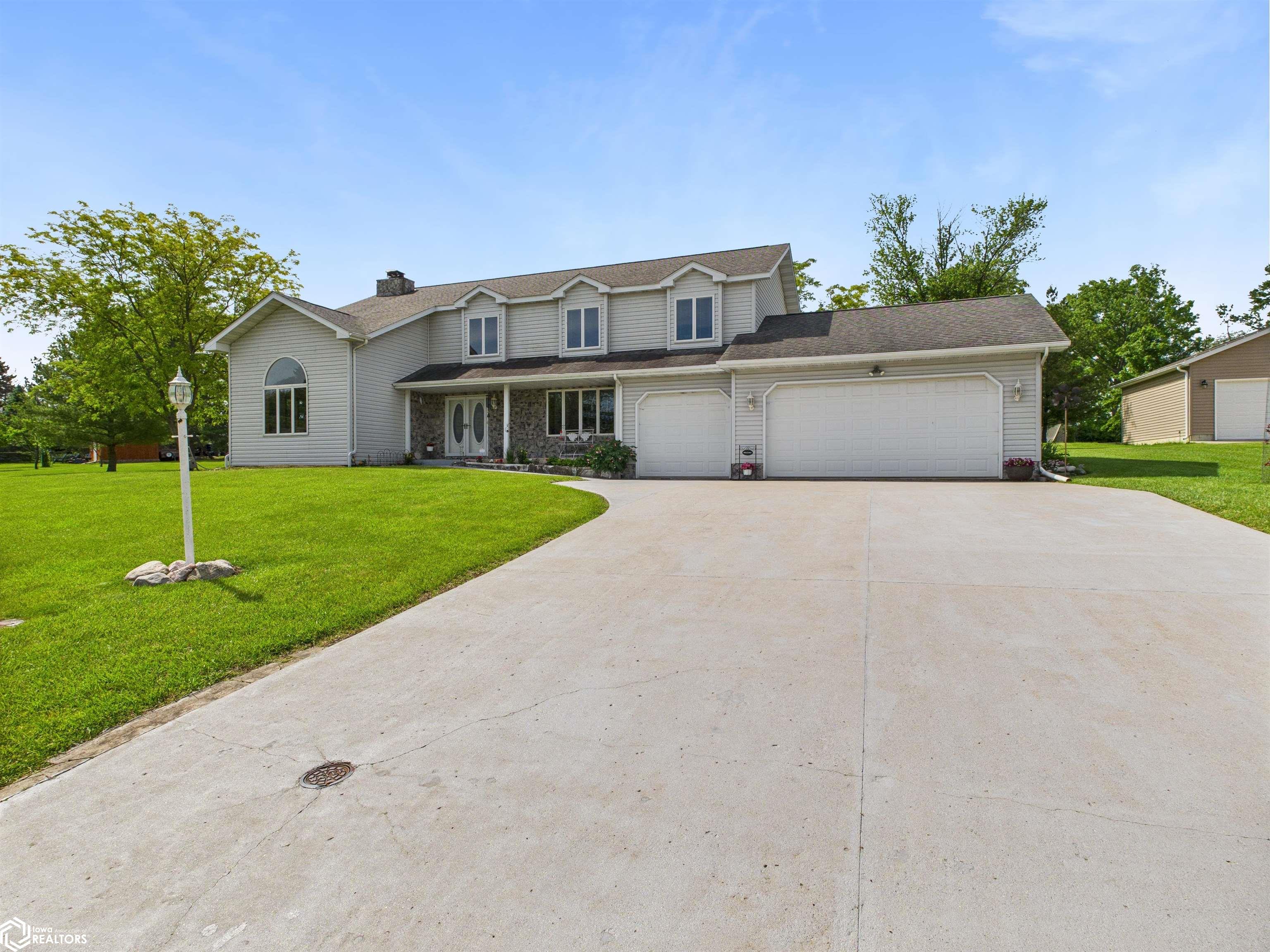 22 Greenbrier Court, Keokuk, Iowa image 2