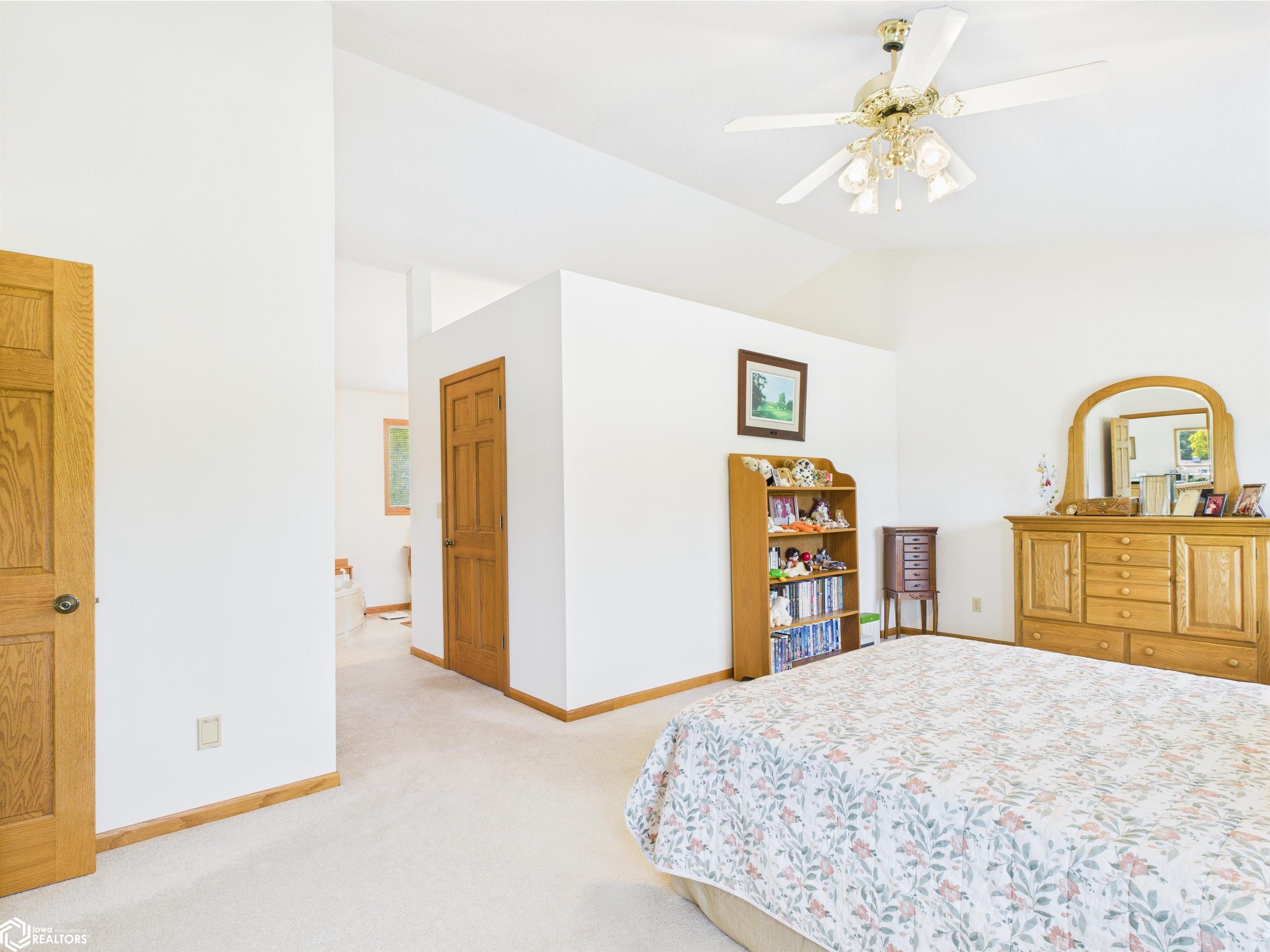 22 Greenbrier Court, Keokuk, Iowa image 41