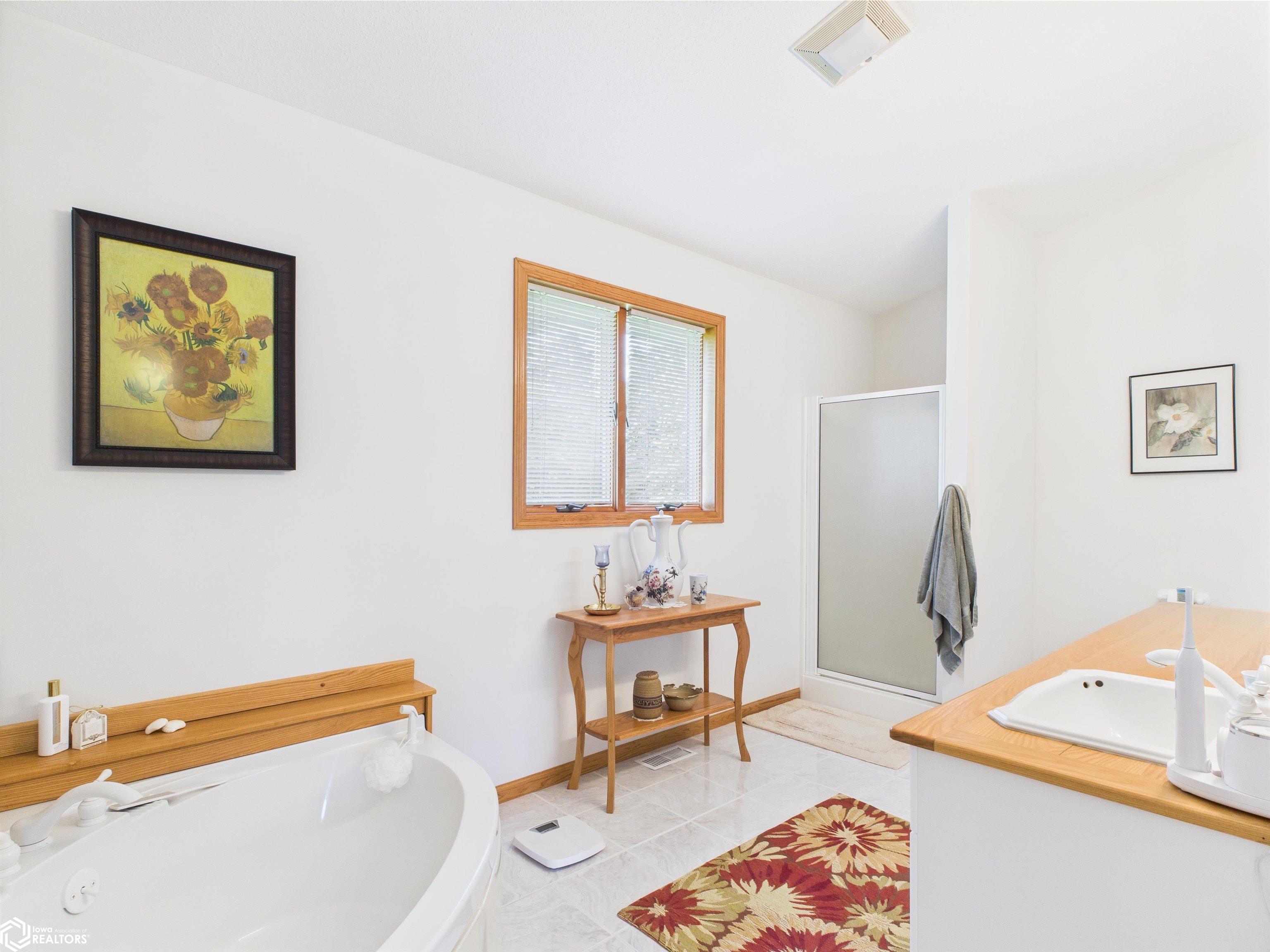 22 Greenbrier Court, Keokuk, Iowa image 47