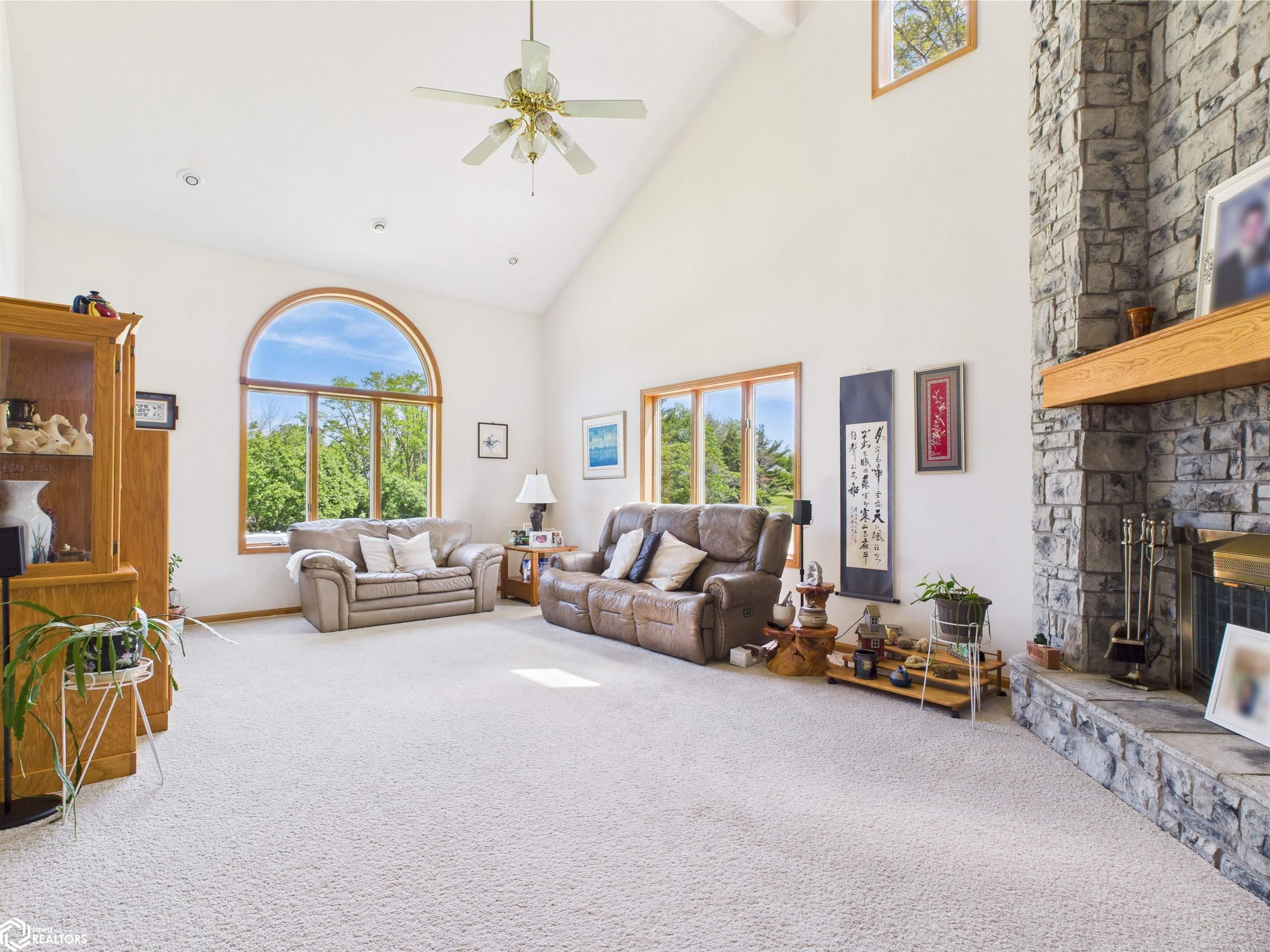22 Greenbrier Court, Keokuk, Iowa image 6