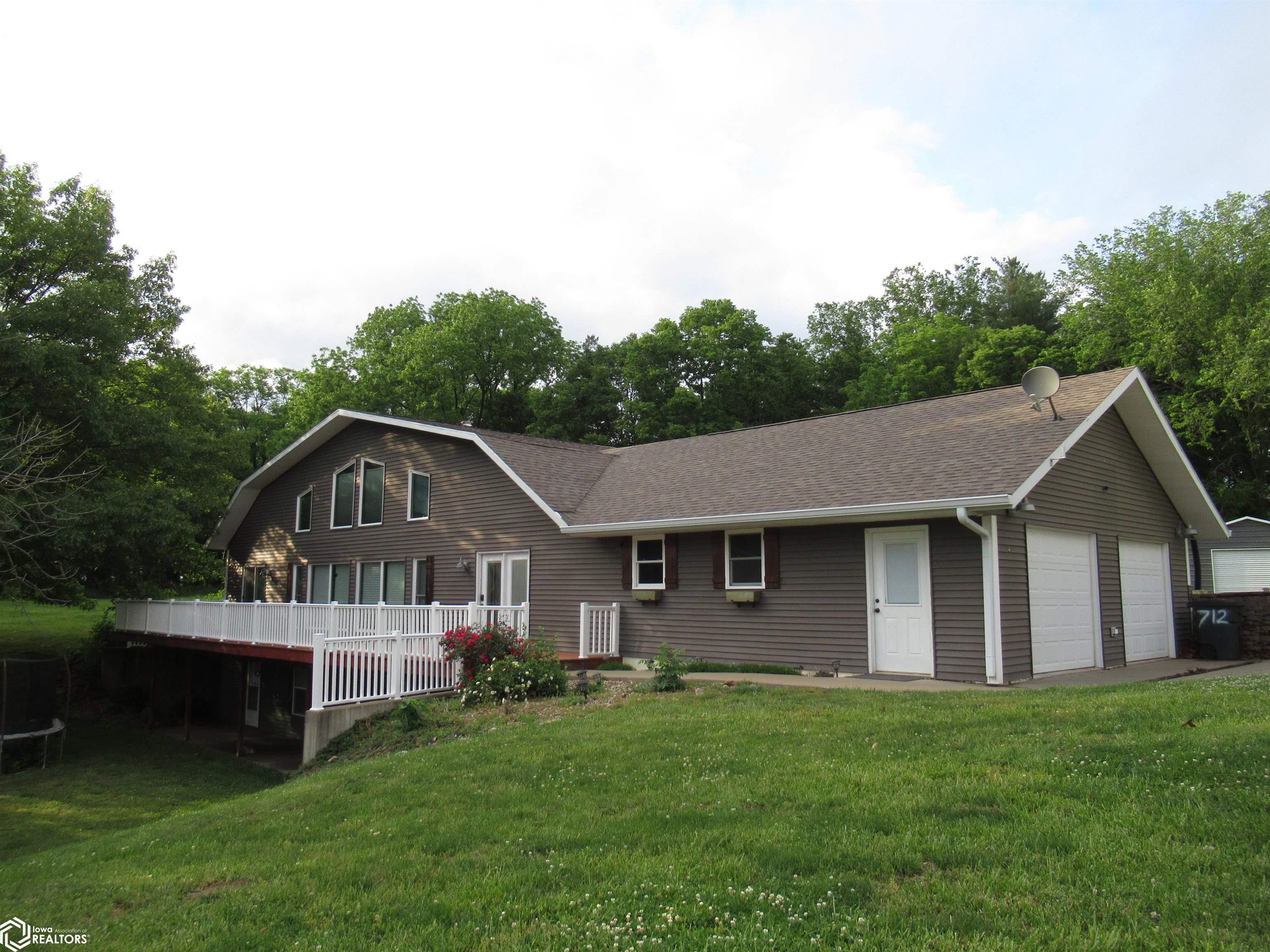 712 E County Rd 1720, Nauvoo, Illinois image 1